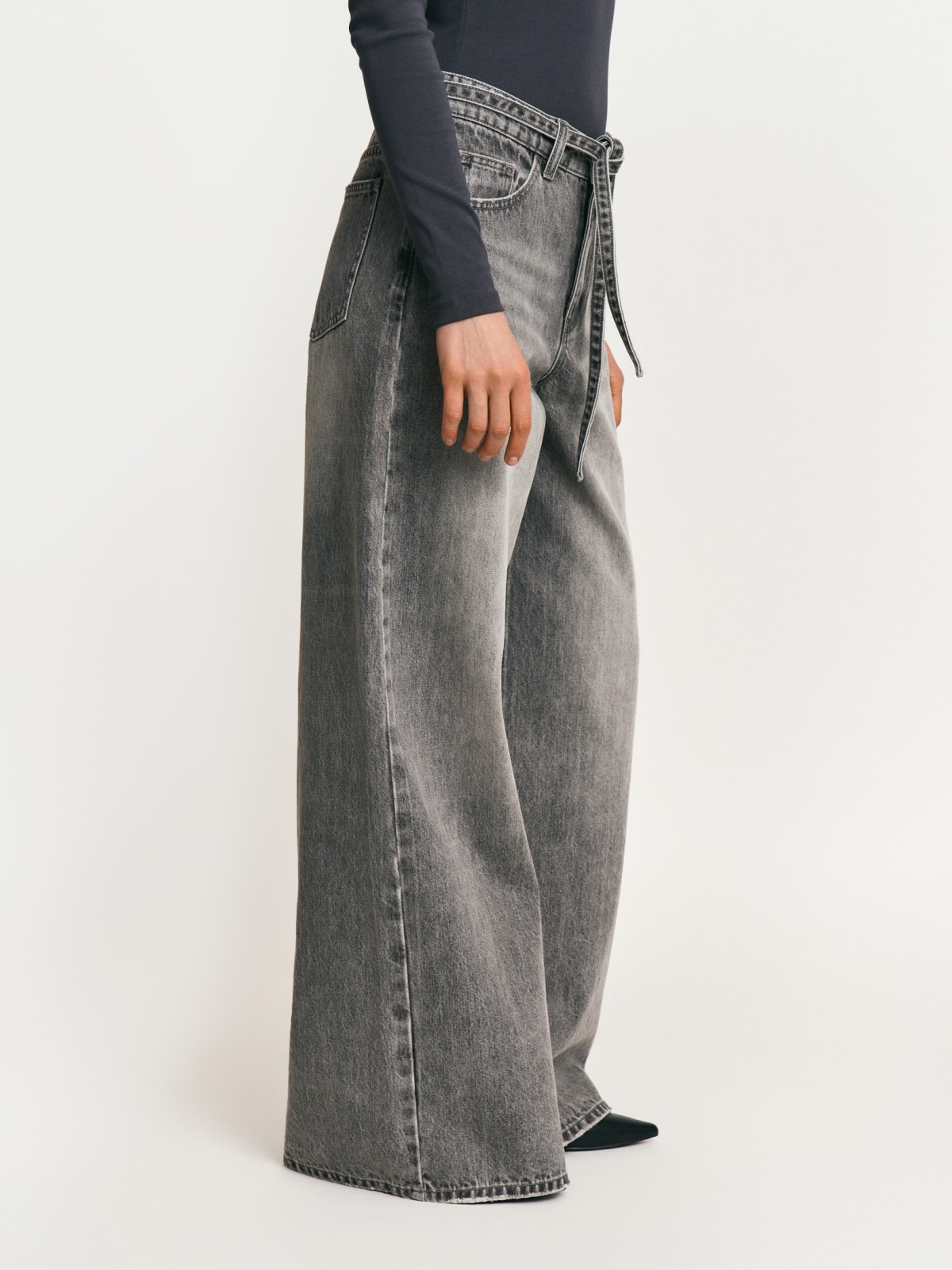 Джинсы силуэта Wide с посадкой Loose