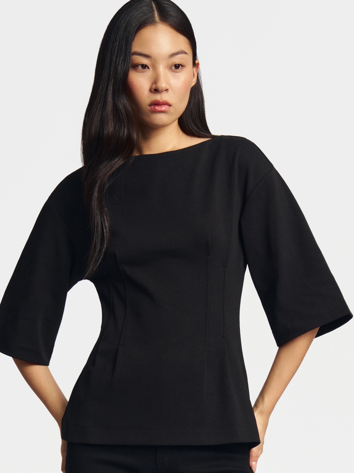 Футболка из хлопка приталенная