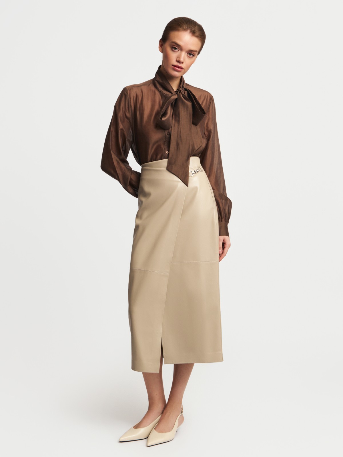 Юбка из экокожи с запахом