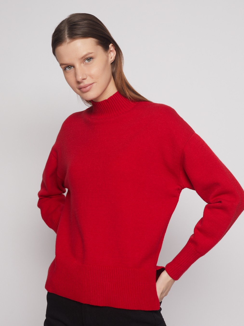 Однотонный свитер с горлом Однотонный свитер с горлом