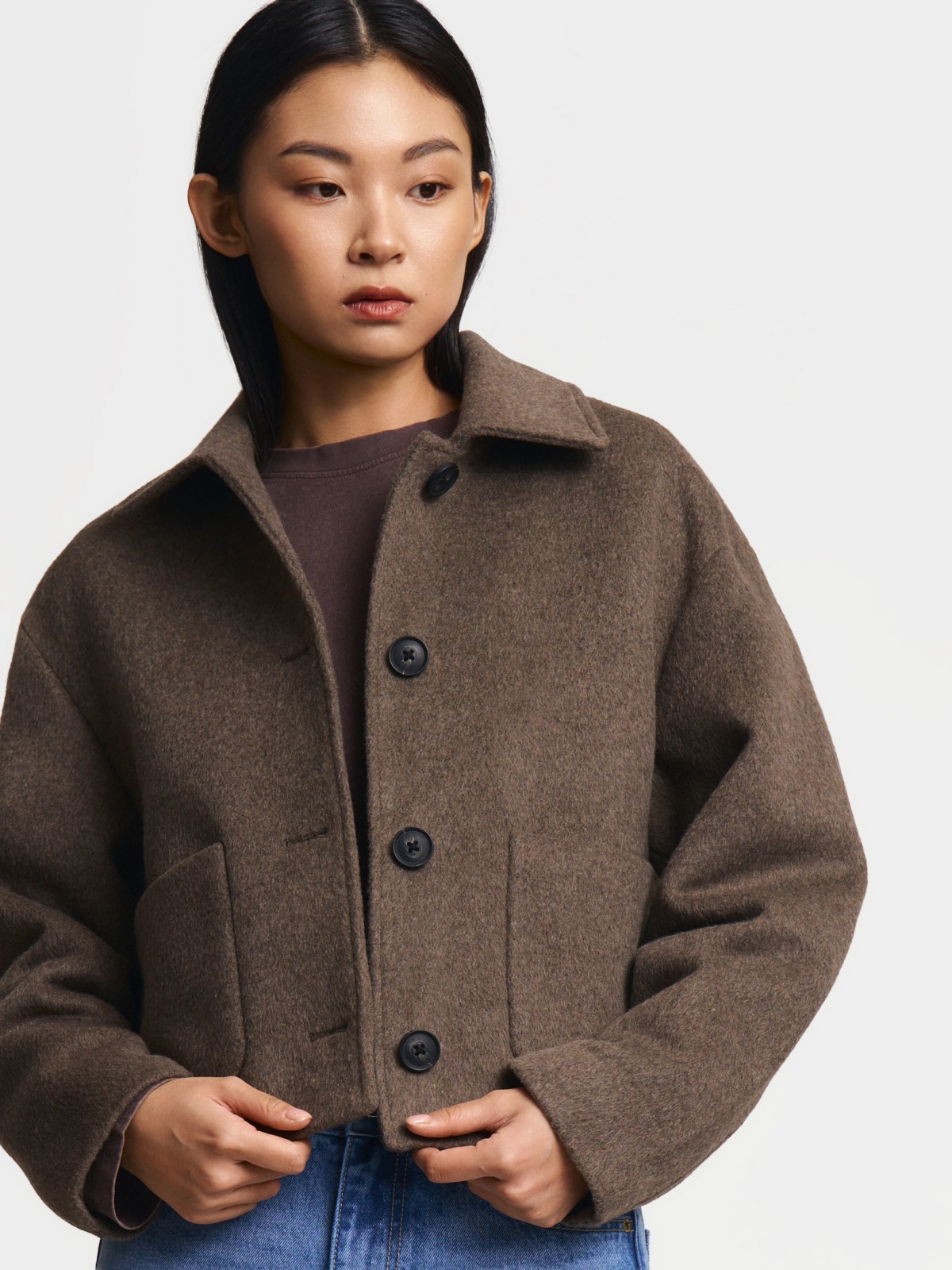 Короткая куртка на пуговицах