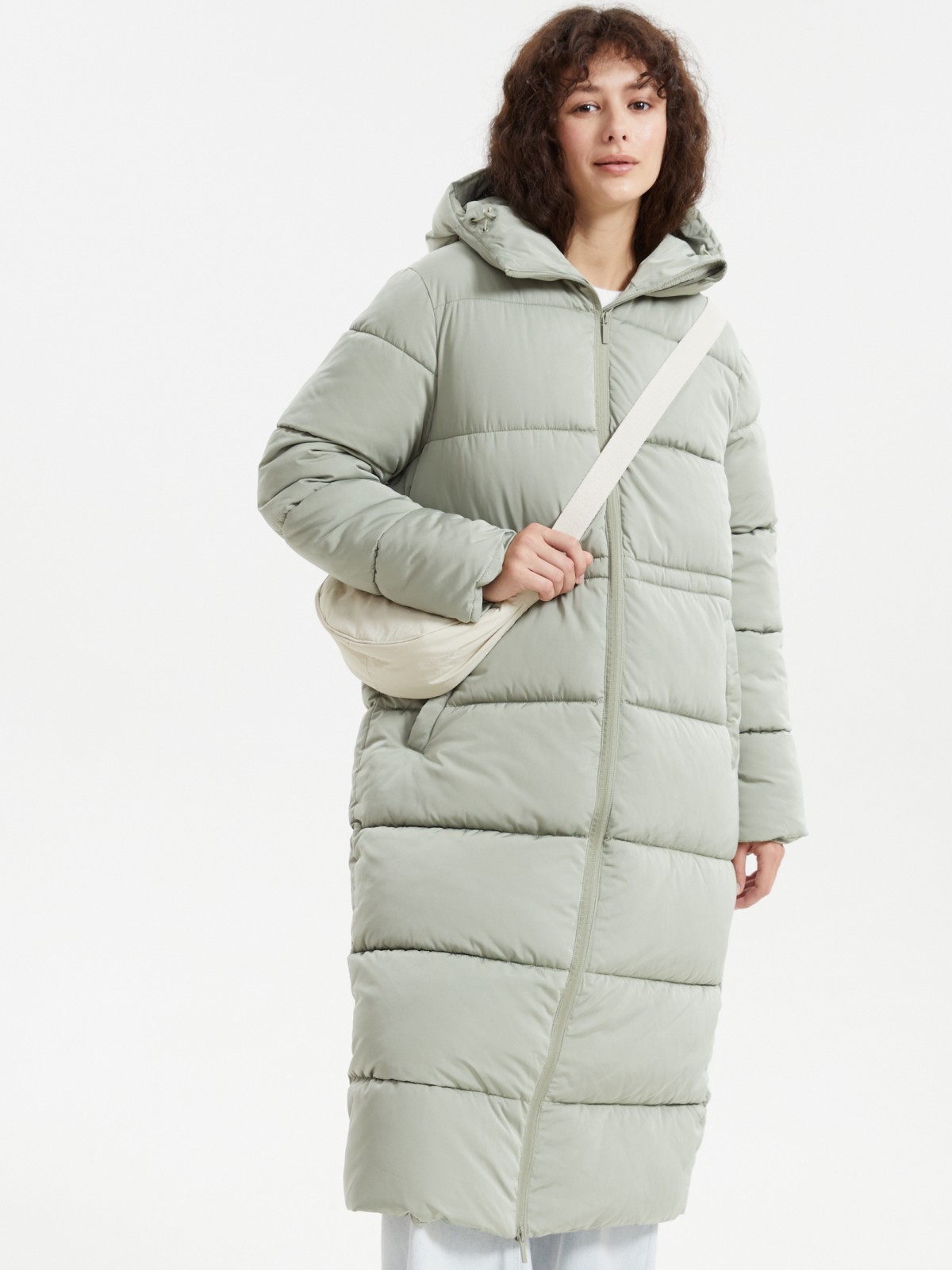 Тёплая куртка-пальто с капюшоном