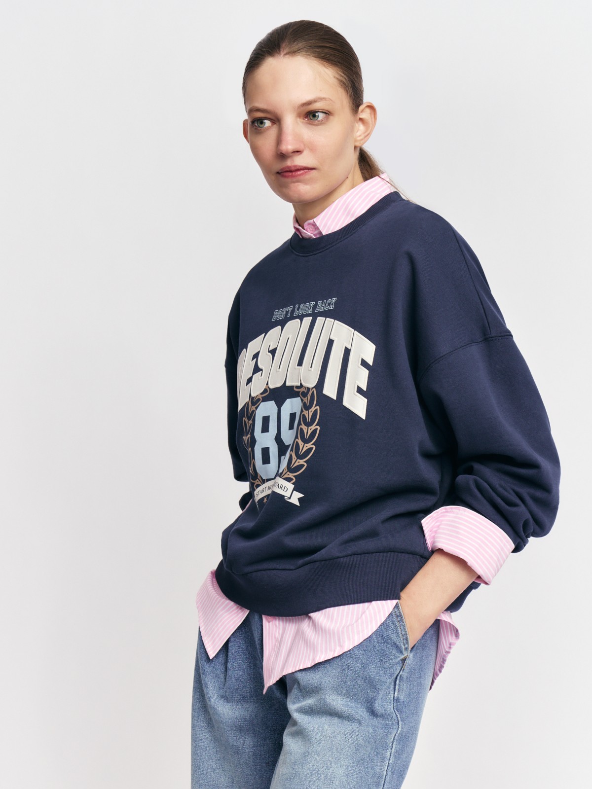 Свитшот оверсайз из хлопка с принтом