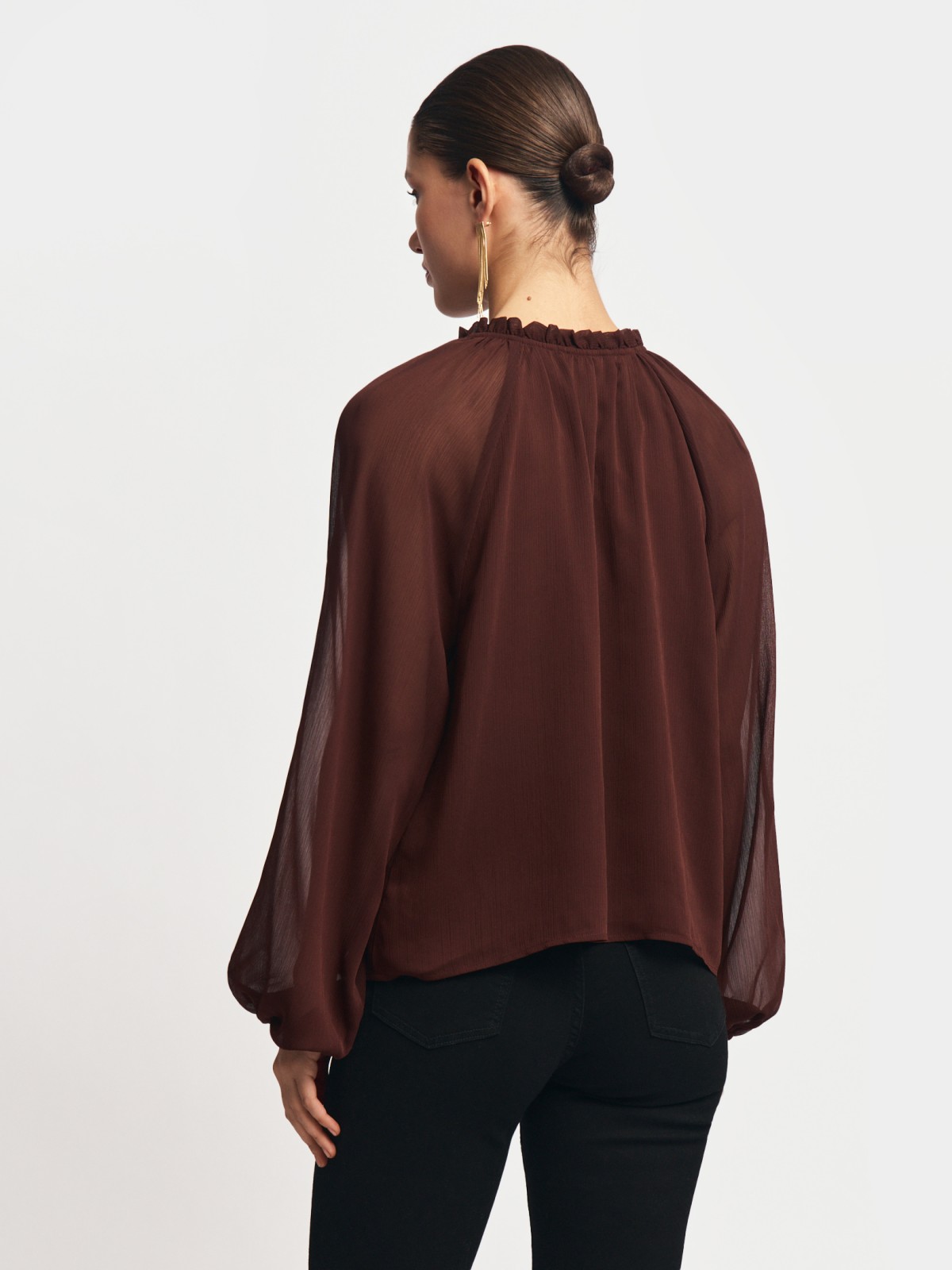 Блузка из шифона с завязками 