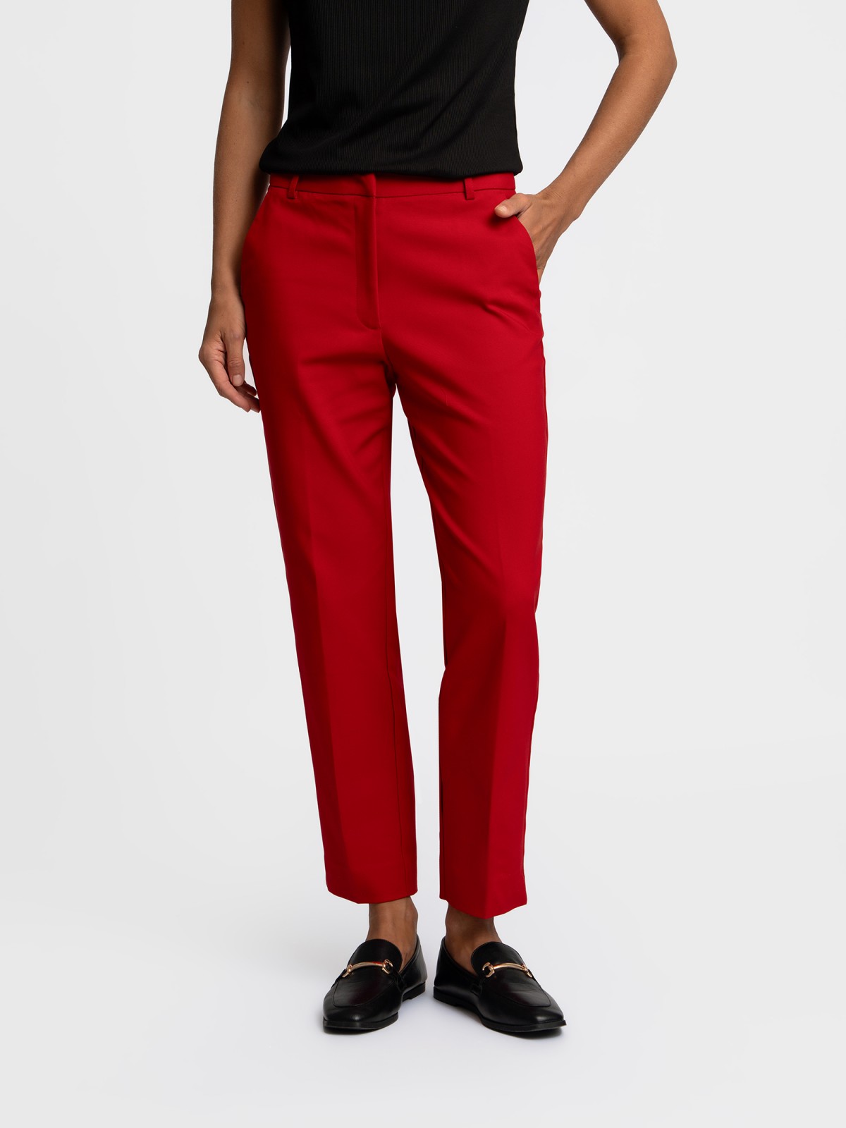 Офисные брюки силуэта Slim со стрелками