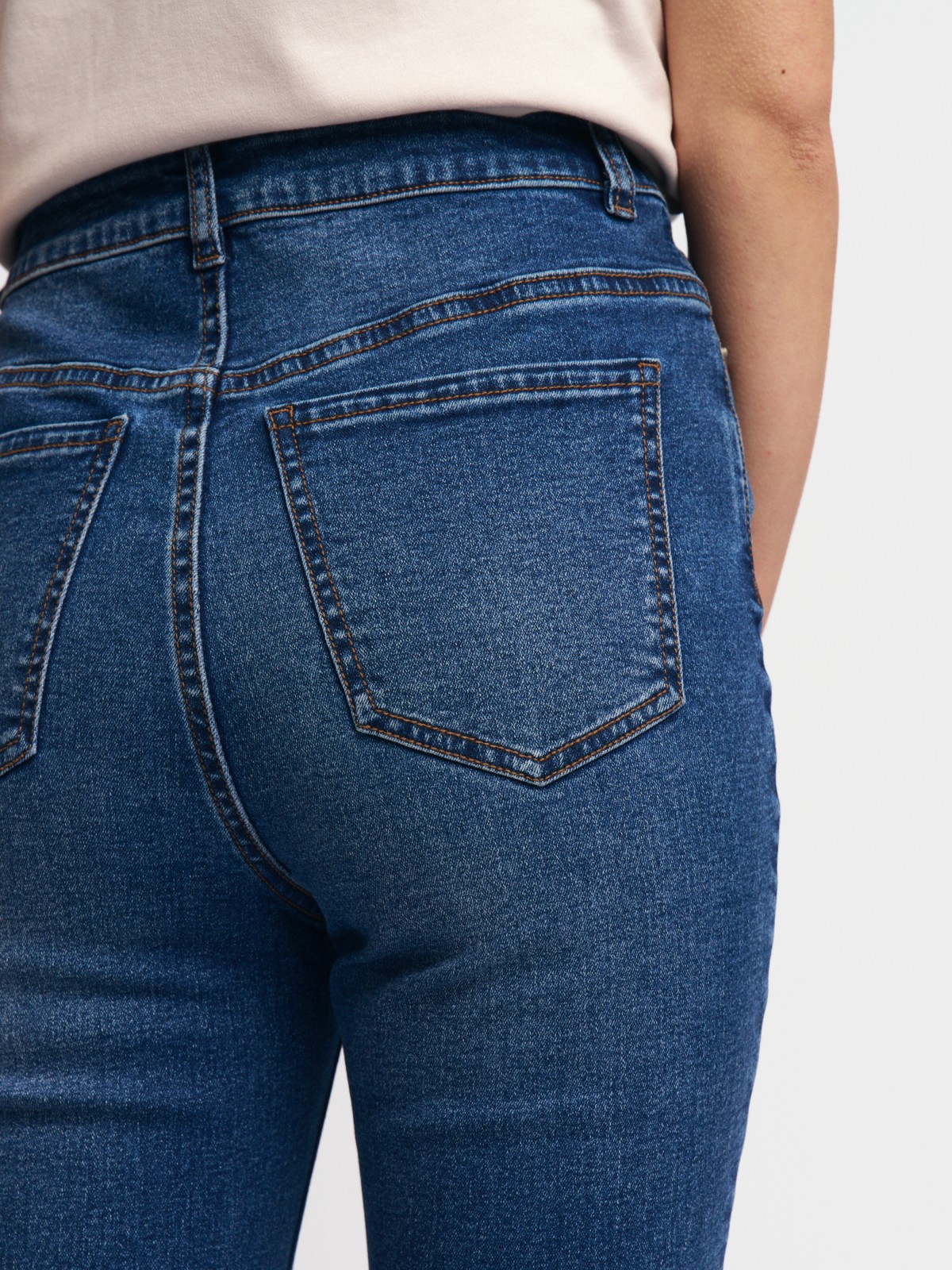 Джинсы силуэта Skinny с высокой посадкой