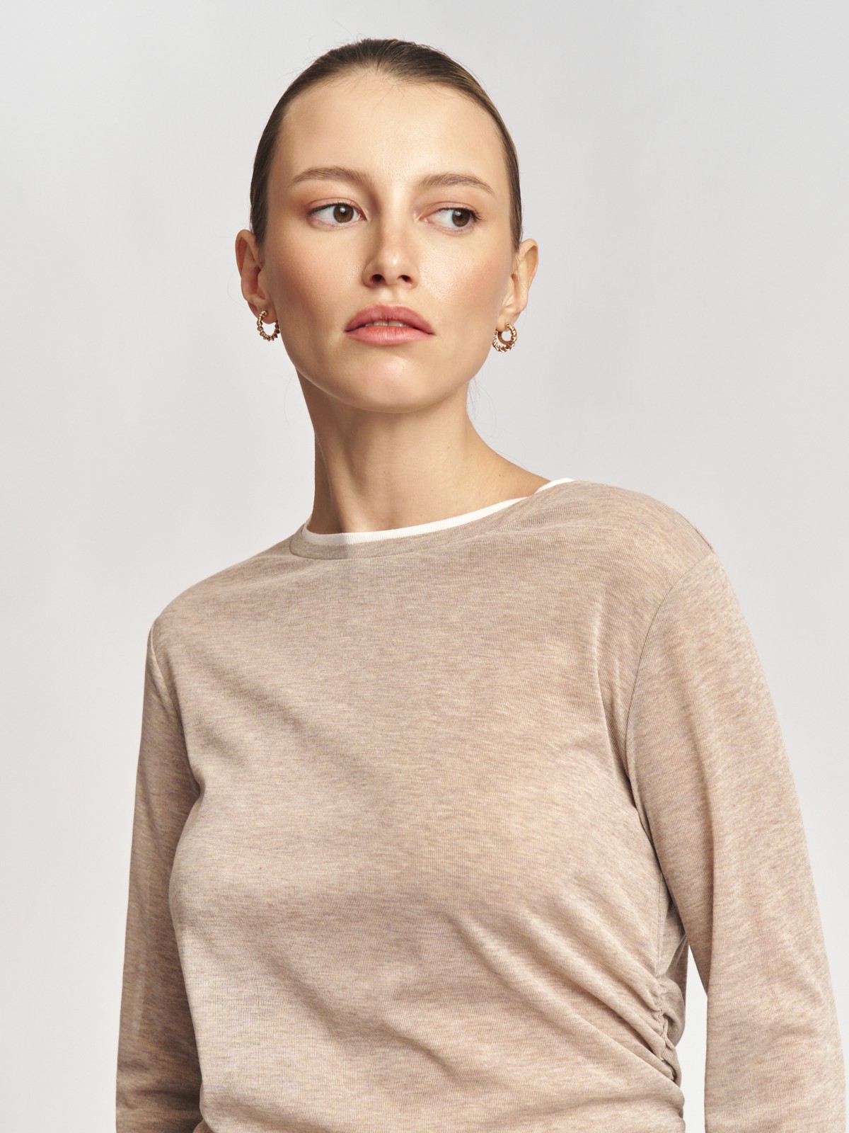 Трикотажный лонгслив с отделкой