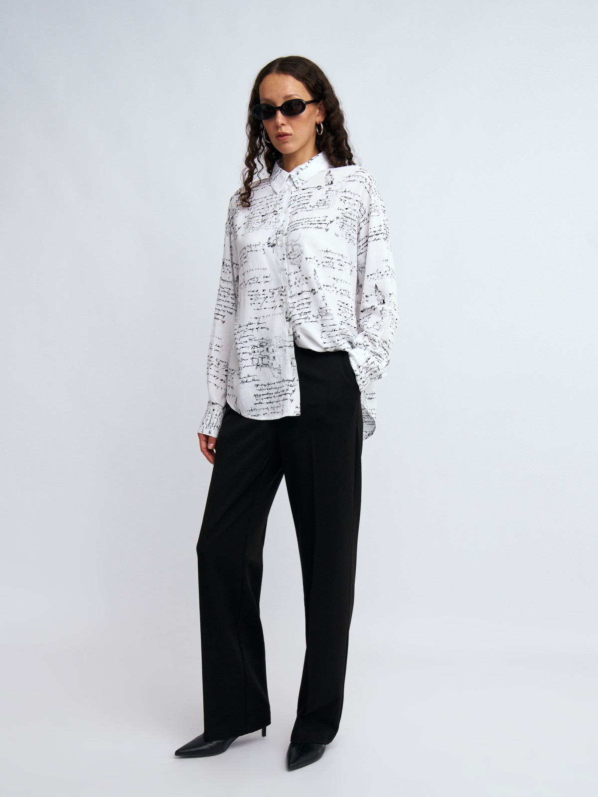 Рубашка оверсайз силуэта из вискозы с принтом