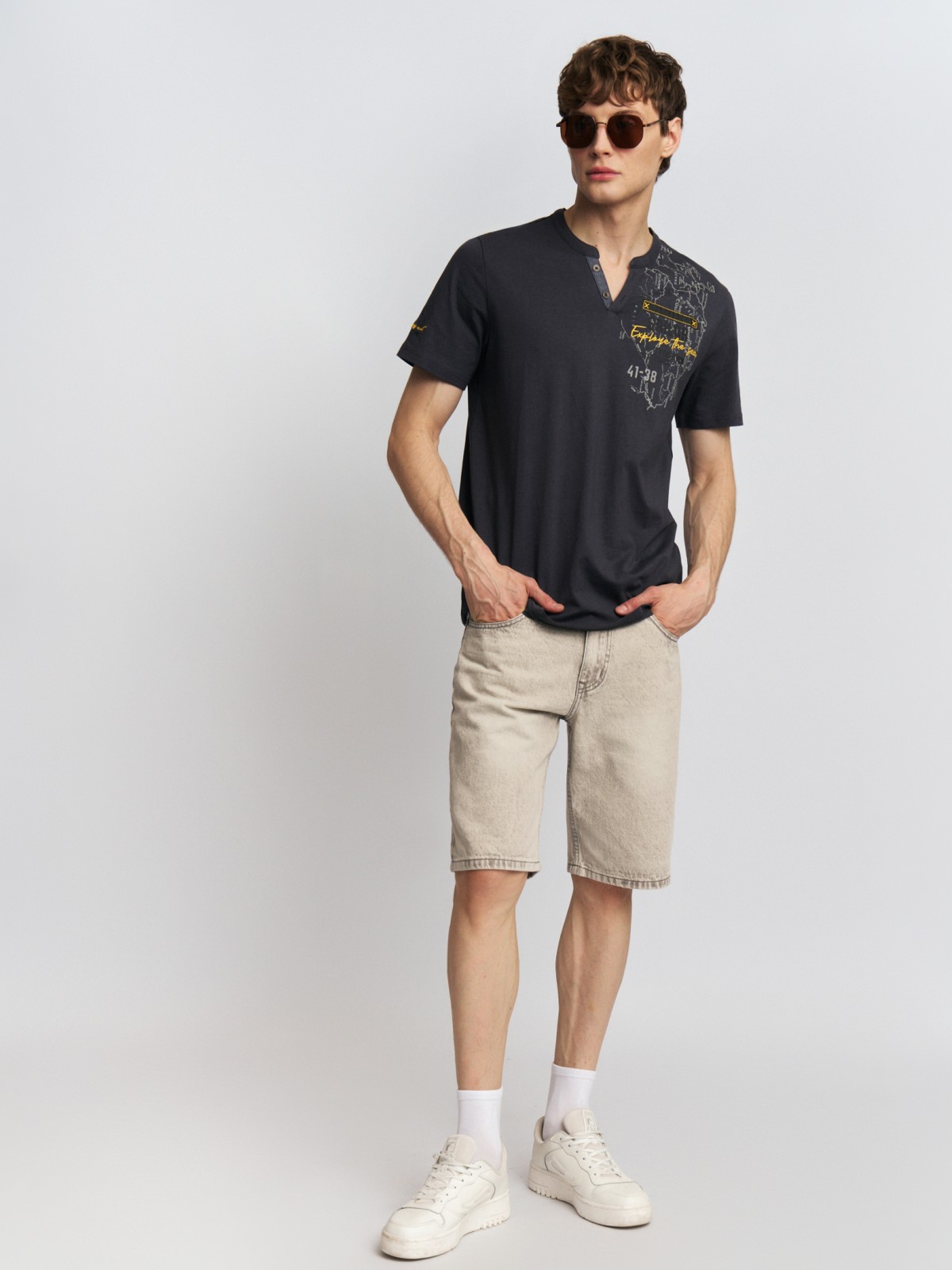 Футболка хенли из хлопка с принтом