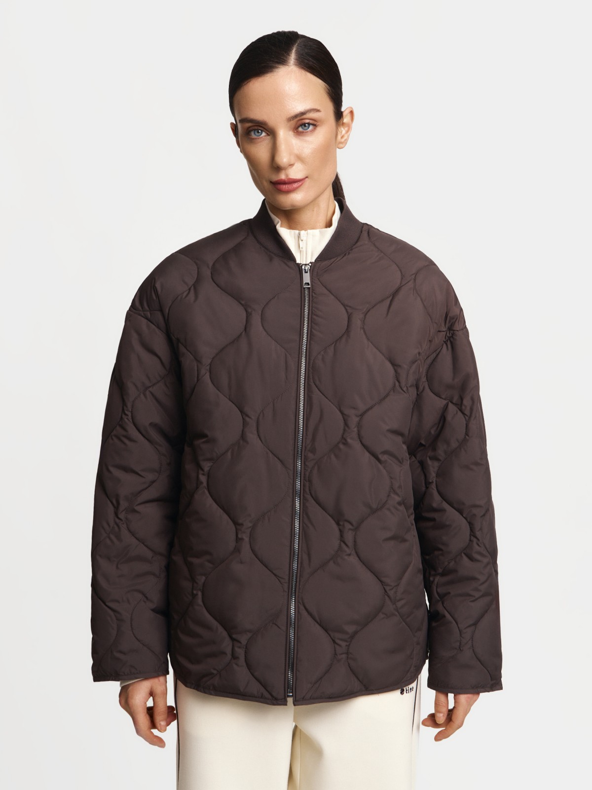 Утеплённая стёганая куртка оверсайз на синтепоне