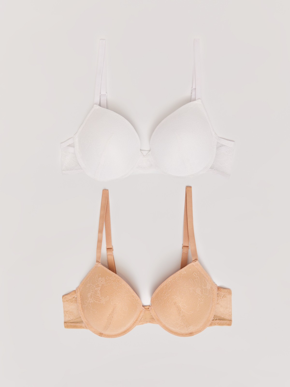 Комплект бюстгальтеров на косточках без Push-up 2 шт в наборе 699₽