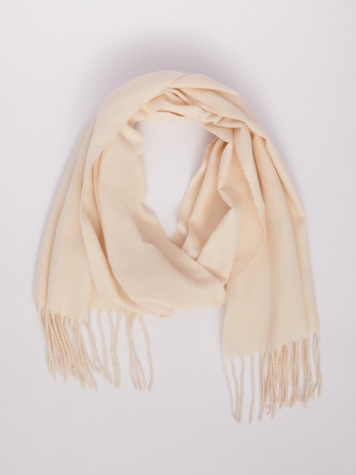 Тканевый шарф с длинной бахромой 199₽