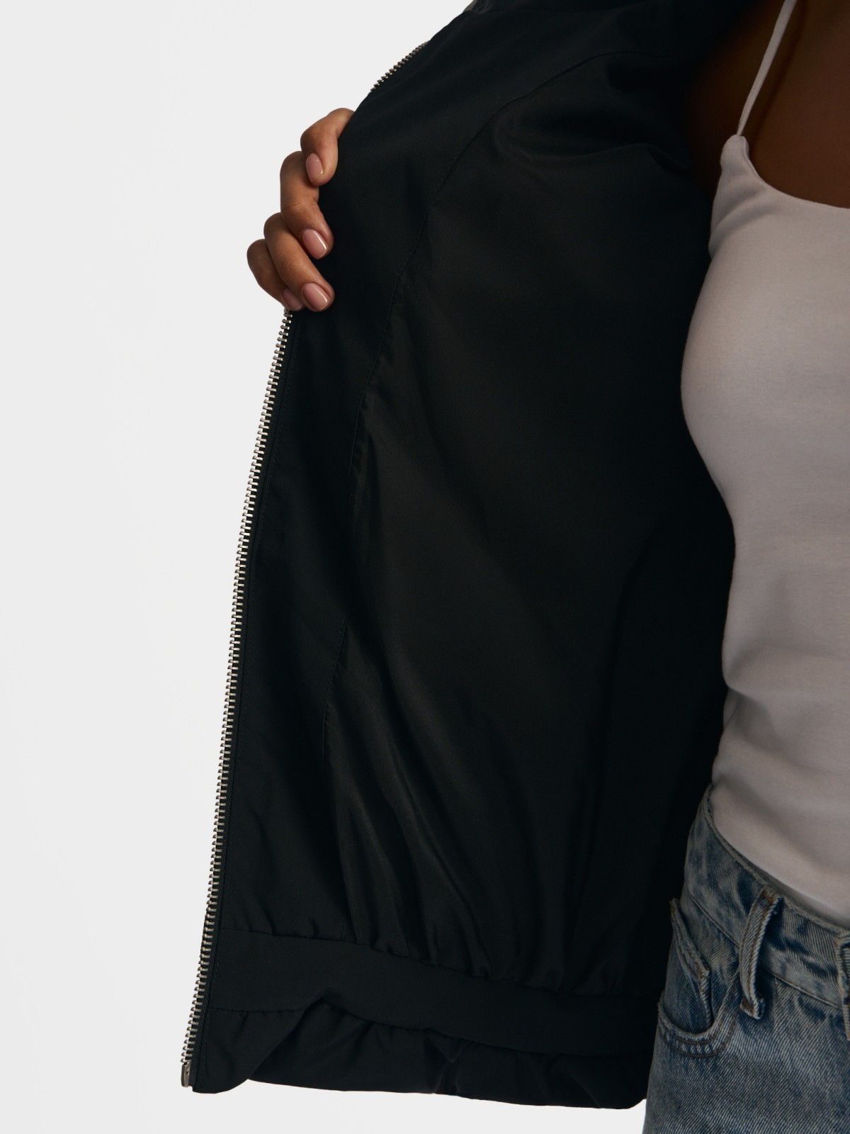 Утеплённая куртка-бомбер на синтепоне