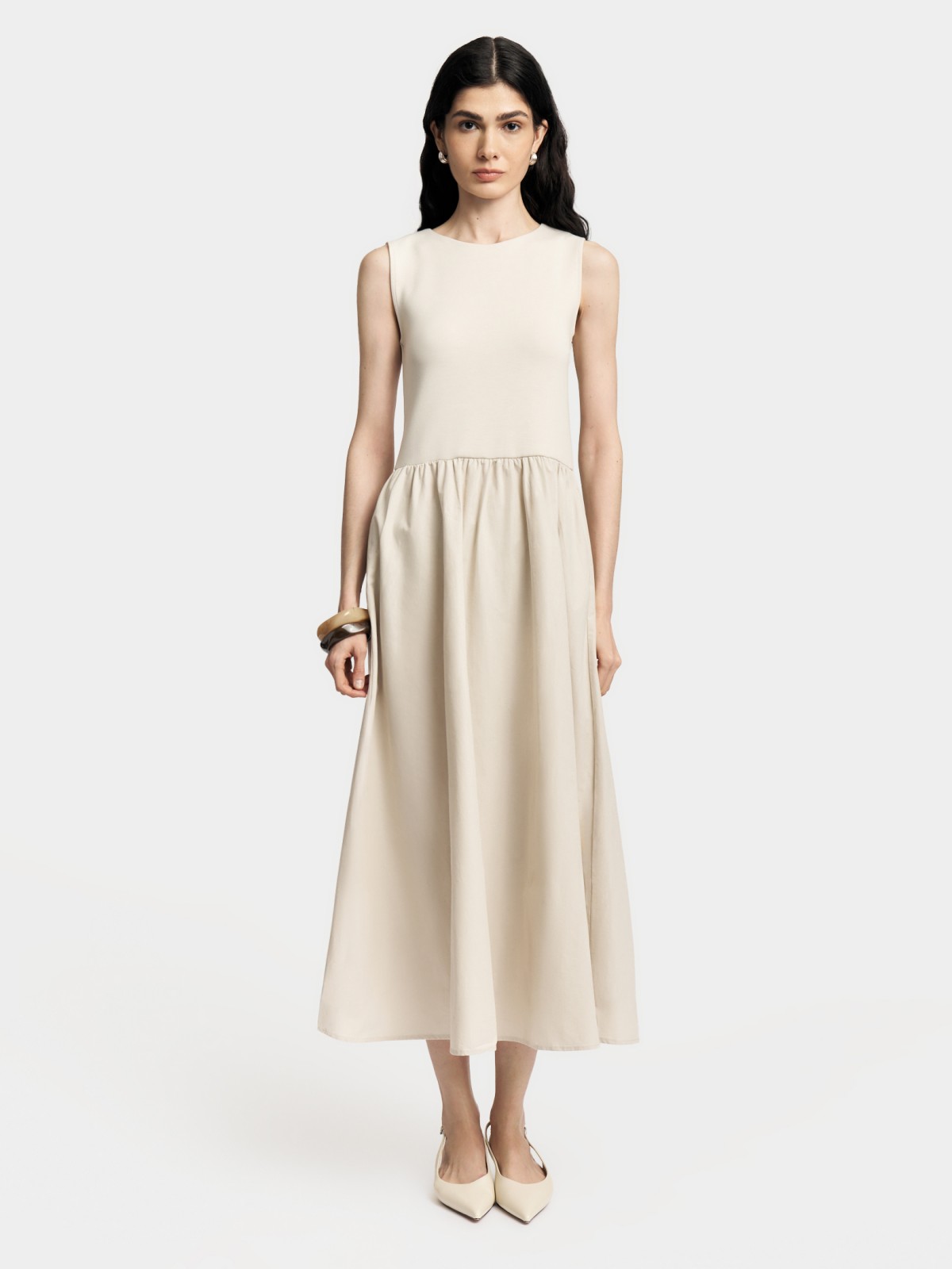 Комбинированное платье миди без рукавов