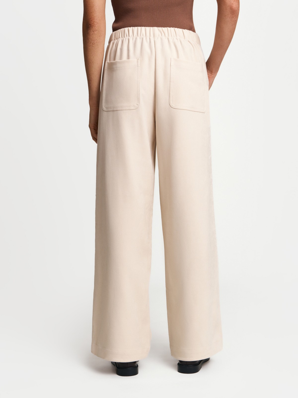 Брюки прямого фасона на резинке