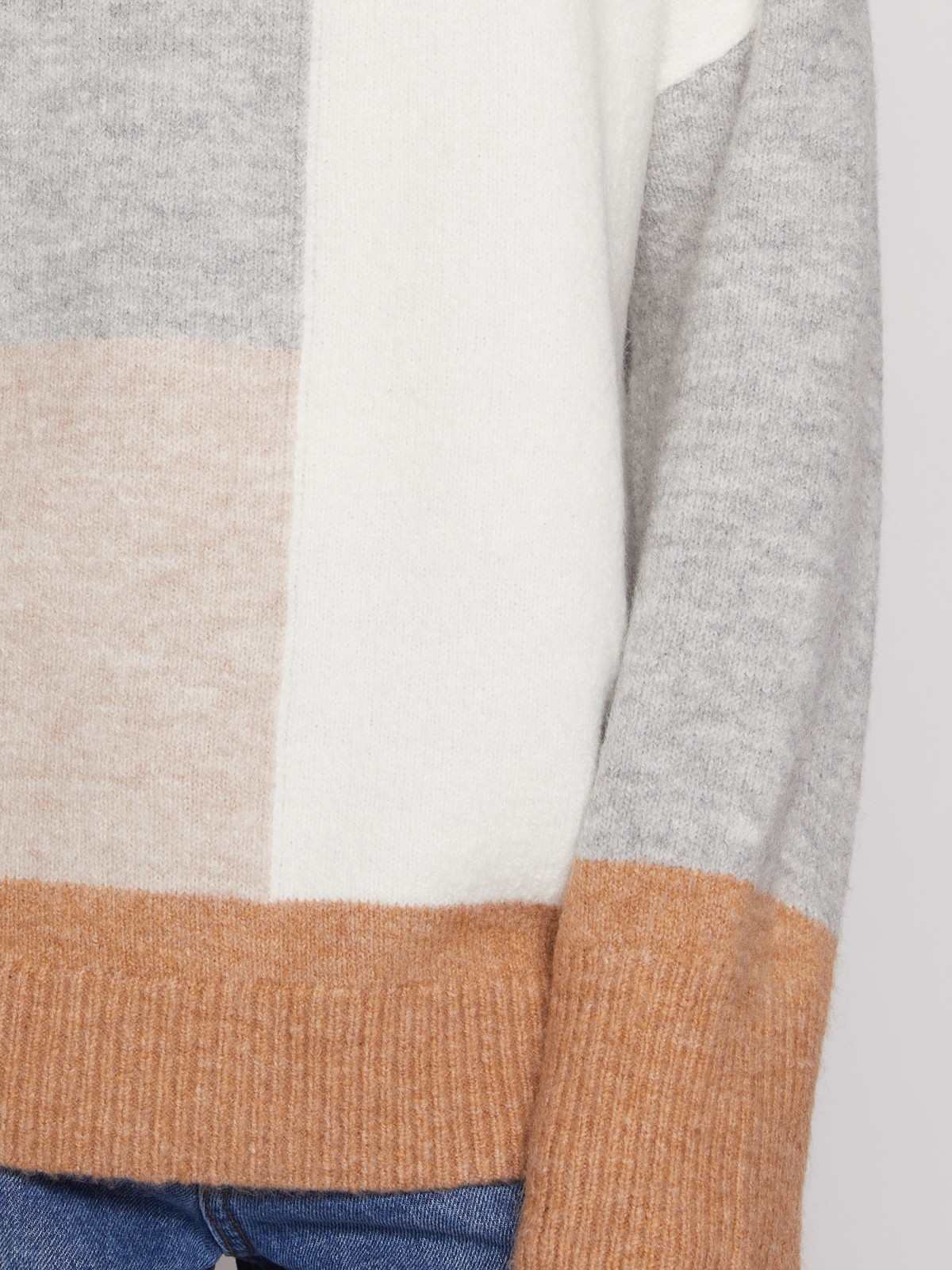 Вязаный свитер в силе Color-blok