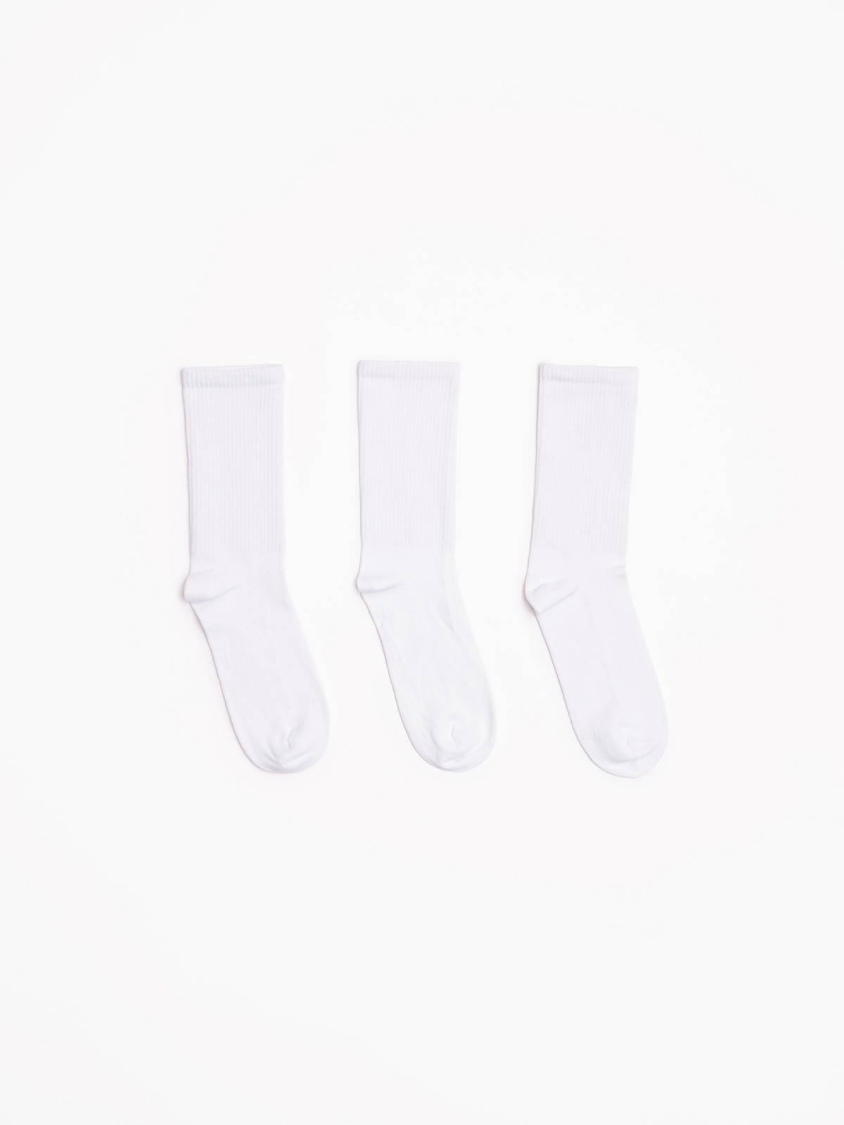 Набор высоких белых носков (3 пары в комплекте)