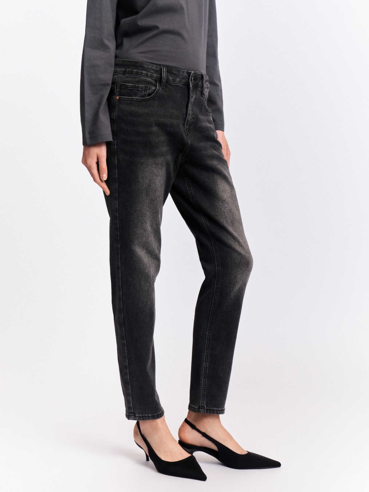 Джинсы силуэта Boyfriend со средней посадкой