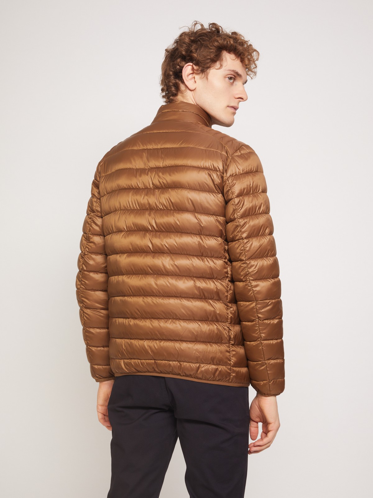Ультралёгкая стёганая куртка с воротником-стойкой zolla 011335102214, цвет горчичный, размер S - фото 6