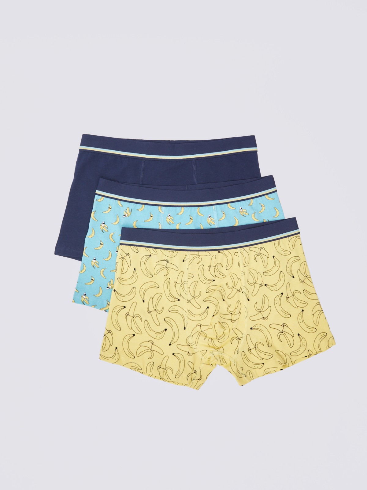 Набор трусов 3 шт в комплекте 799₽