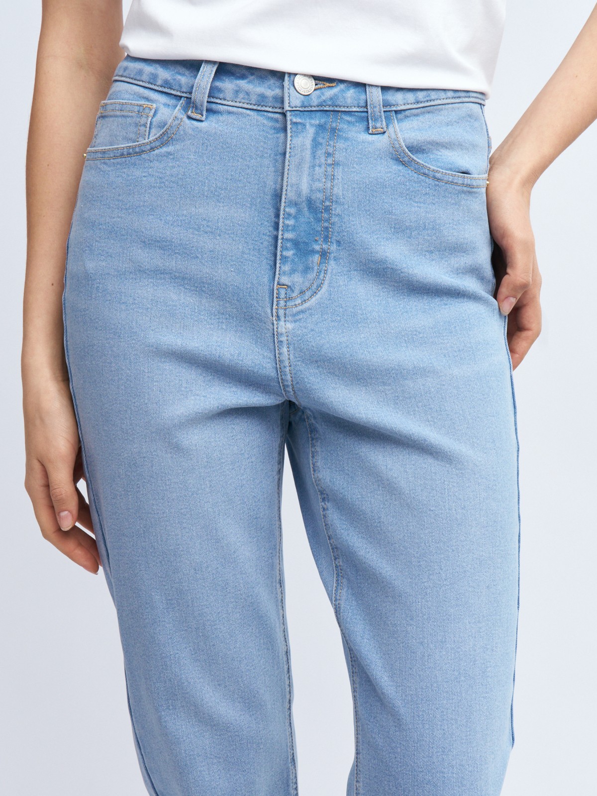 Джинсы силуэта Mom Slim с высокой посадкой