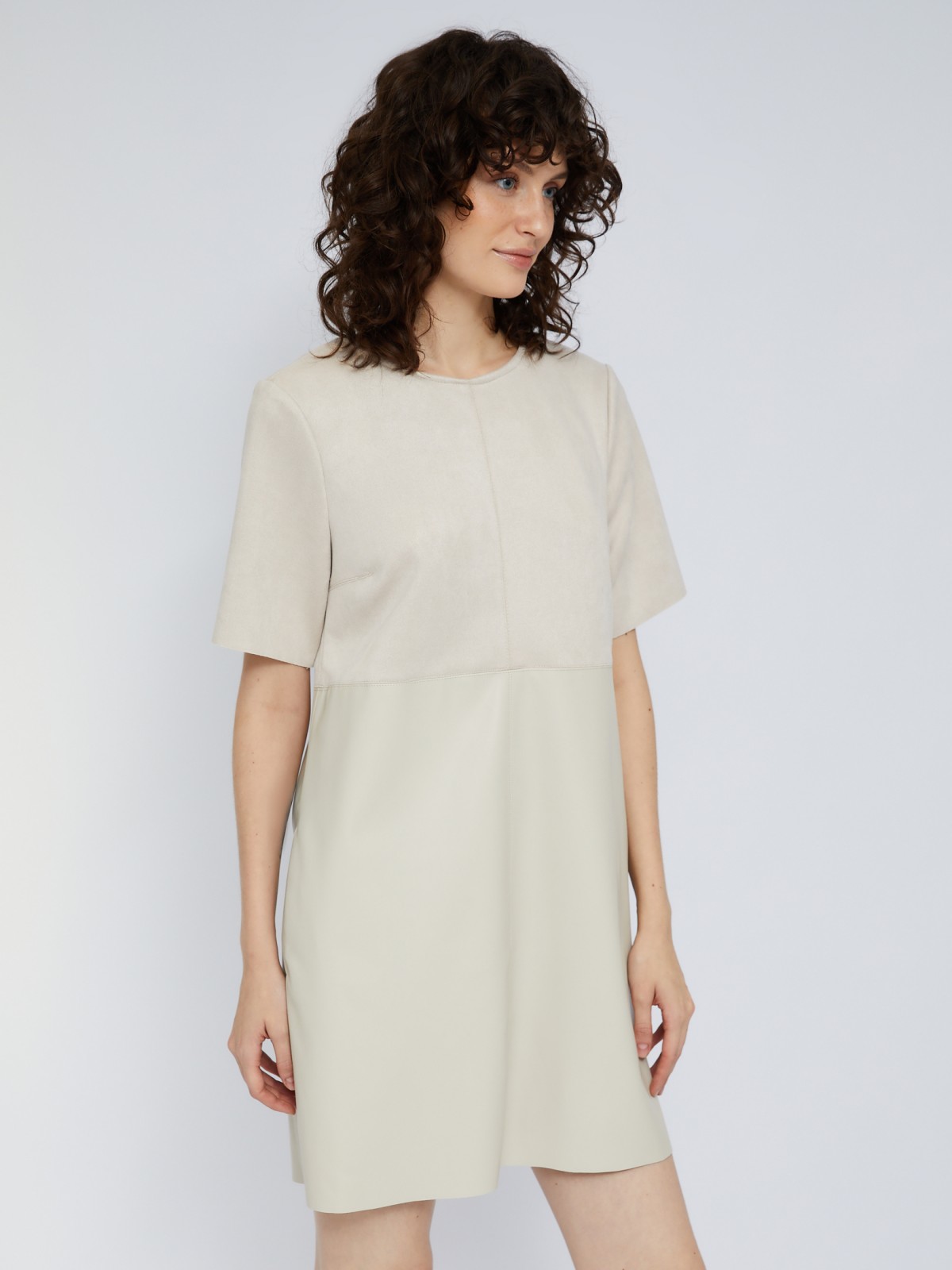 Комбинированное платье-футболка из экокожи и экозамши