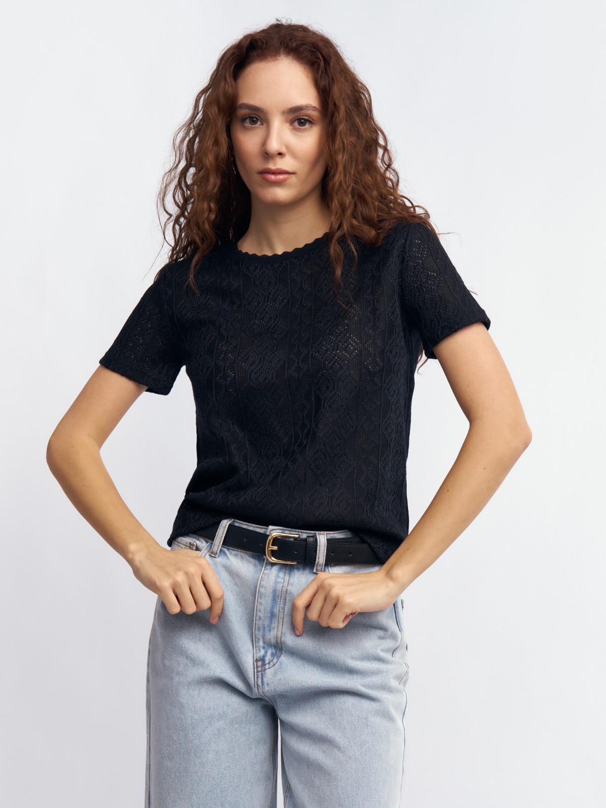 Футболка-топ из ажурного вязаного трикотажа