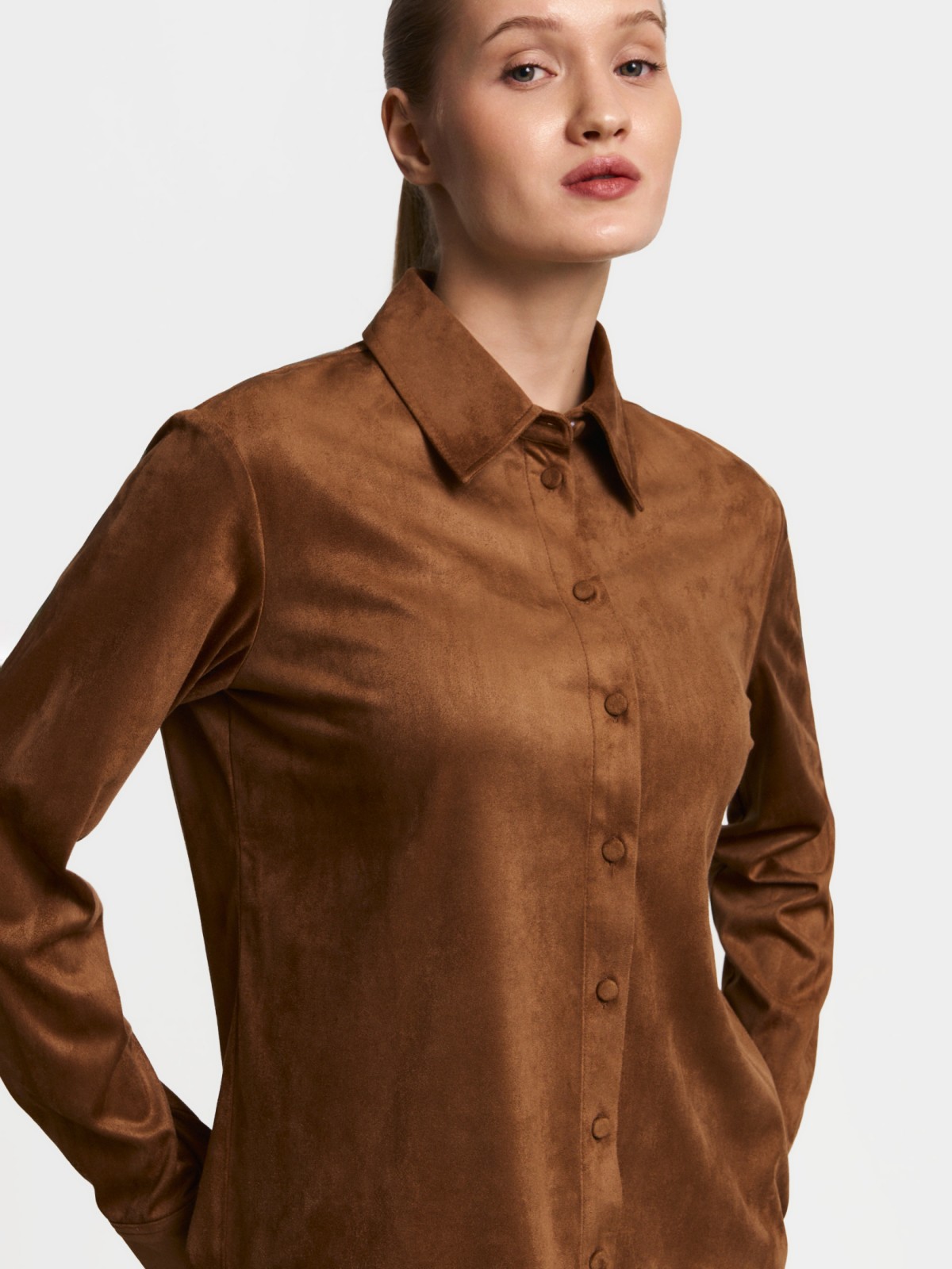 Рубашка из экозамши с длинным рукавом