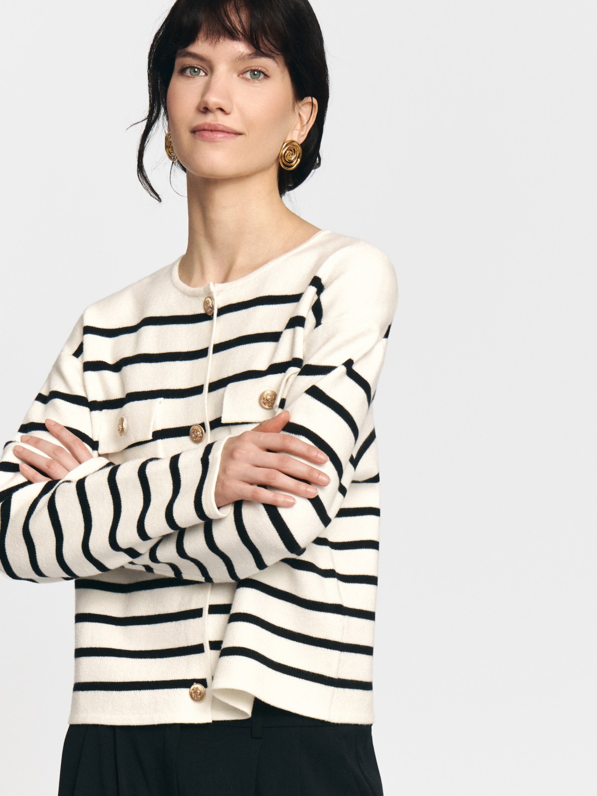 Короткий кардиган-жакет в полоску на пуговицах
