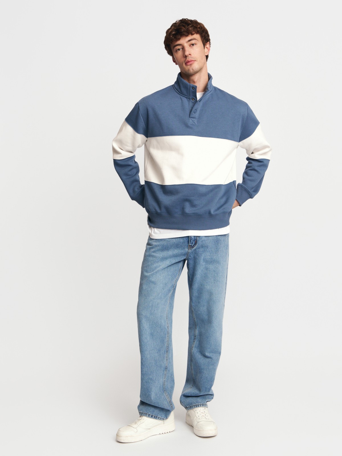 Свитшот с горлом