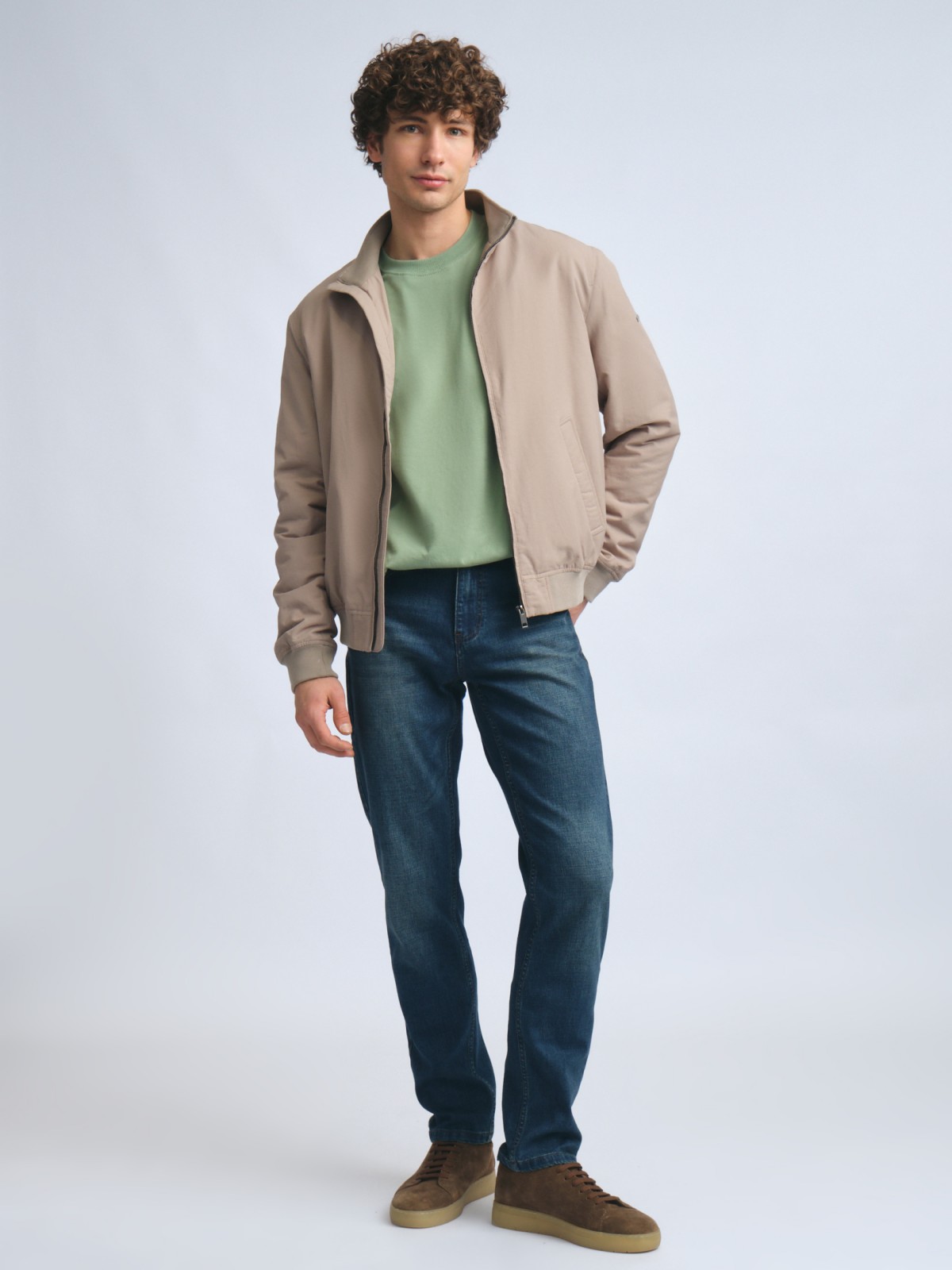 Джинсы фасона Tapered