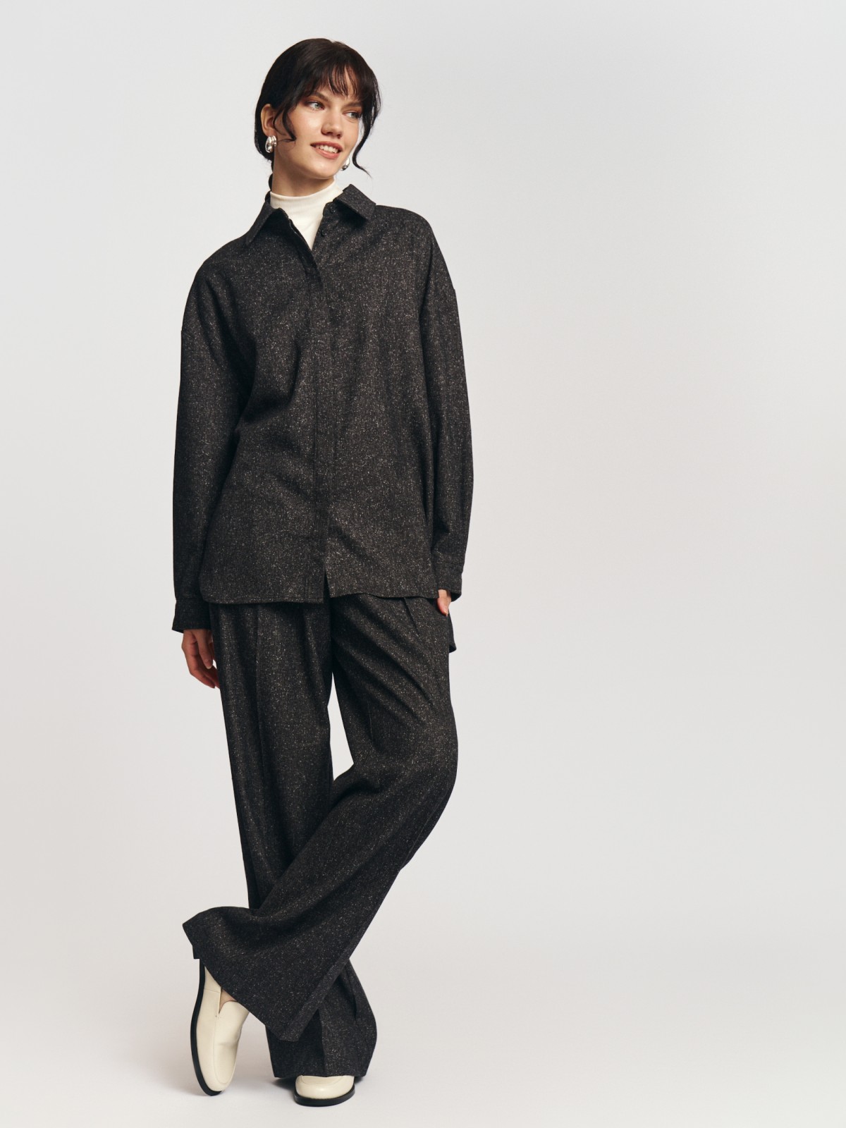 Брюки прямого силуэта со стрелками