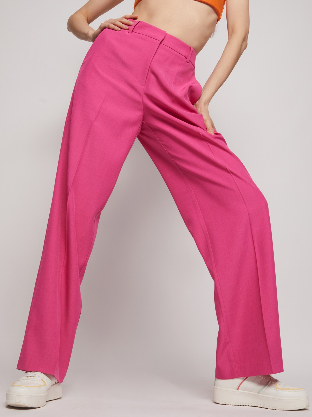 Прямые брюки со стрелками