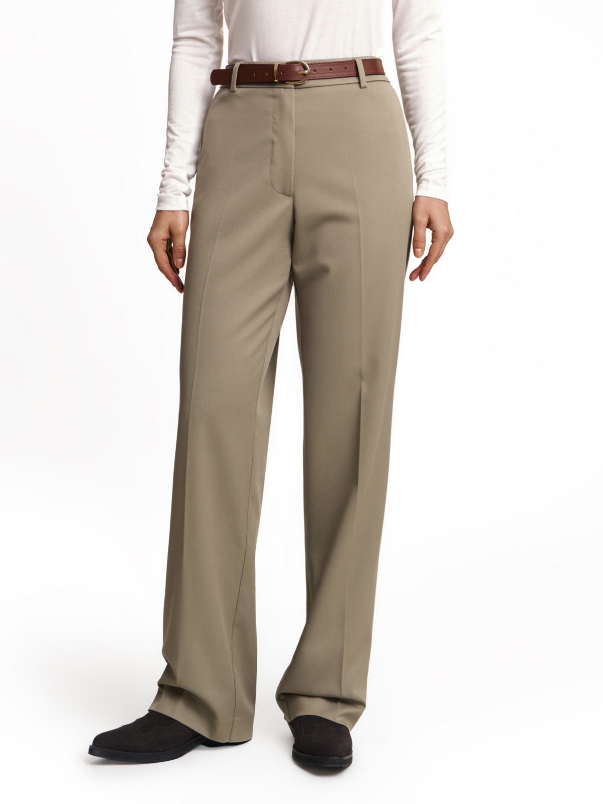 Брюки прямого силуэта со стрелками