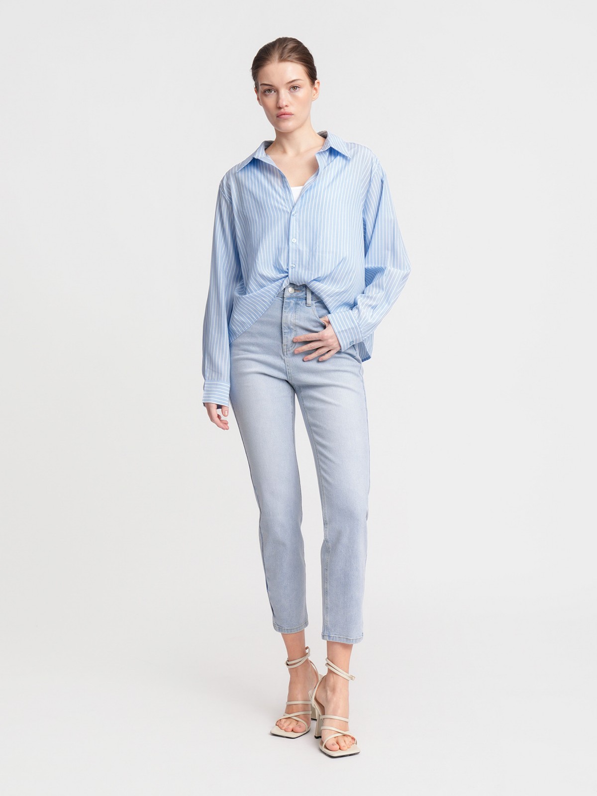 Блузка с  длинными рукавами