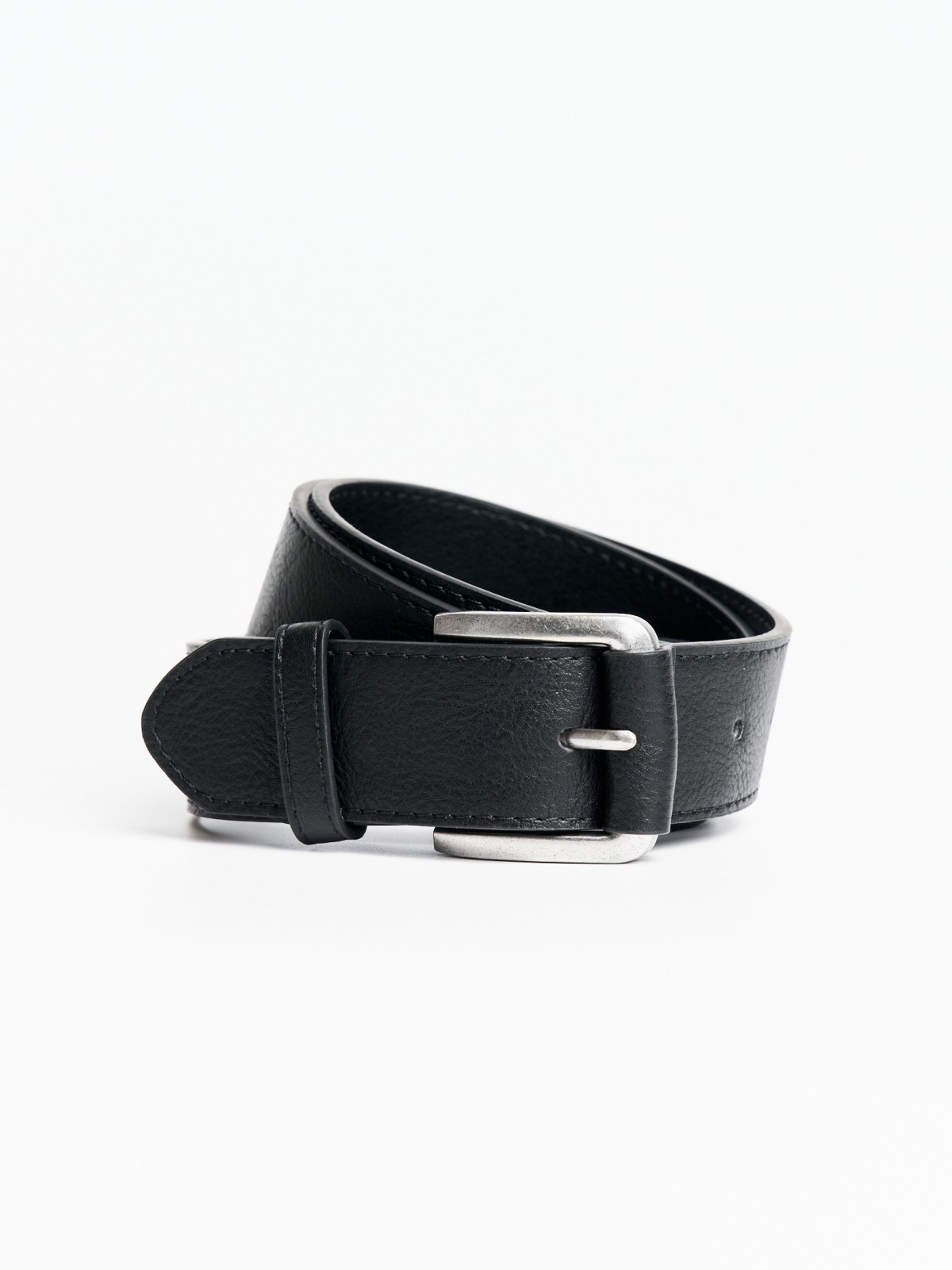 Ремень из экокожи 399₽