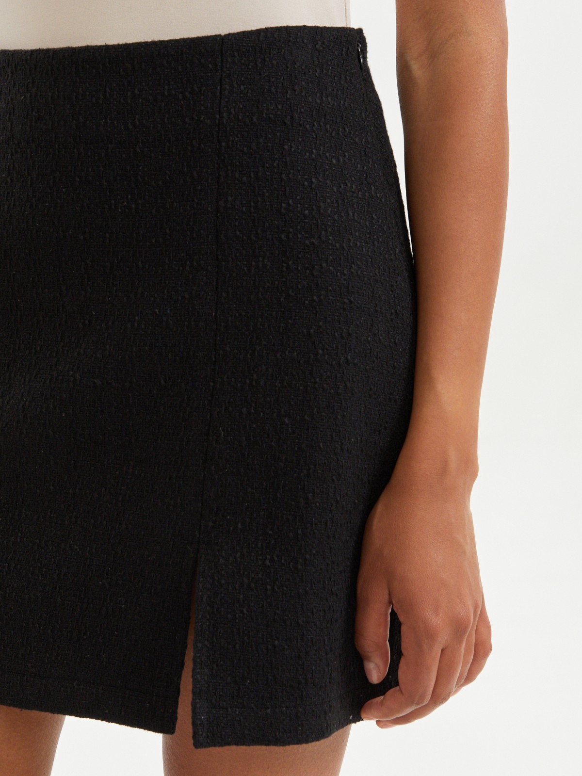 Твидовая юбка длины мини с разрезом