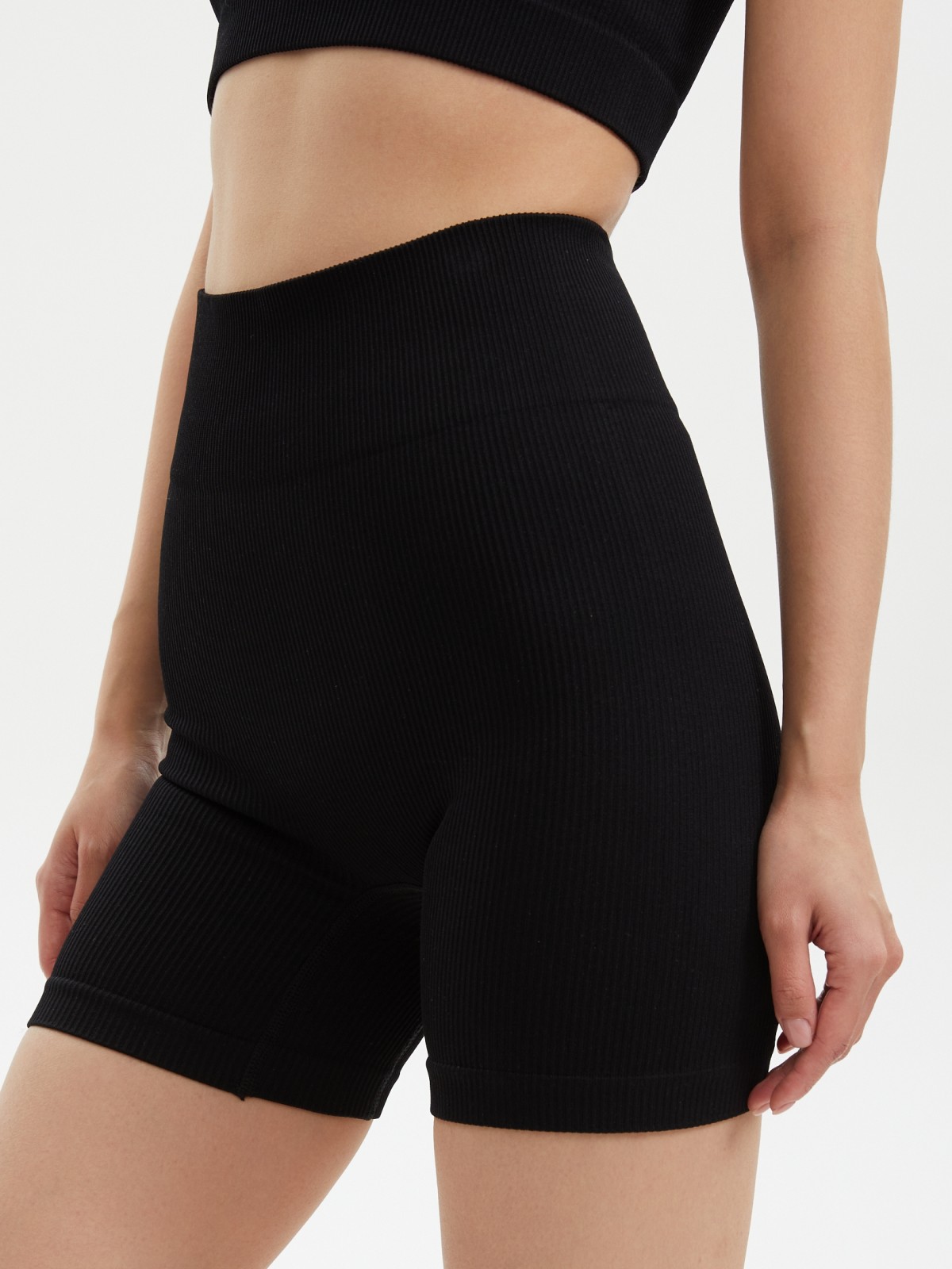 Трикотажные короткие шорты-велосипедки