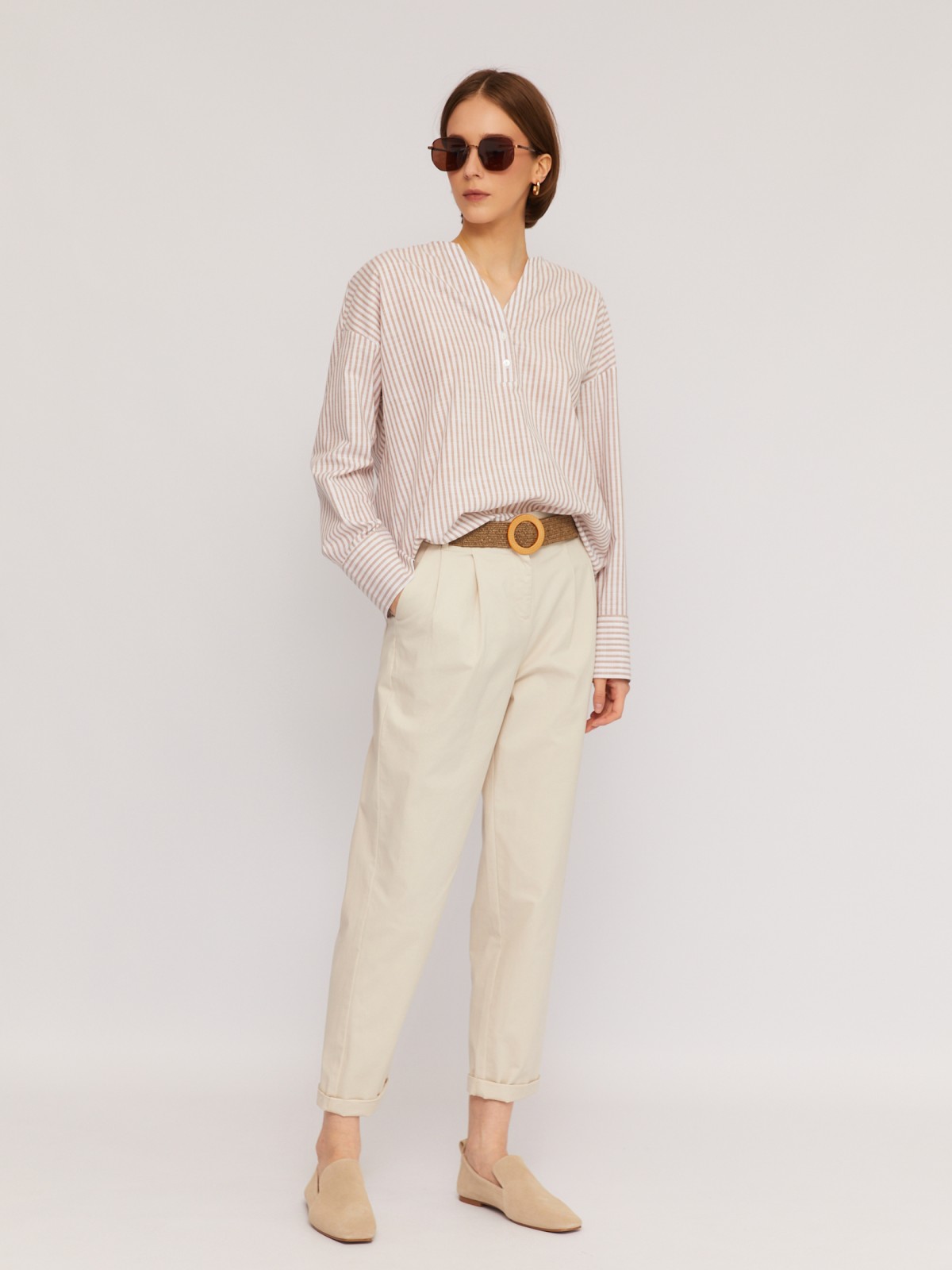 Брюки фасона Carrot из хлопка с ремнём