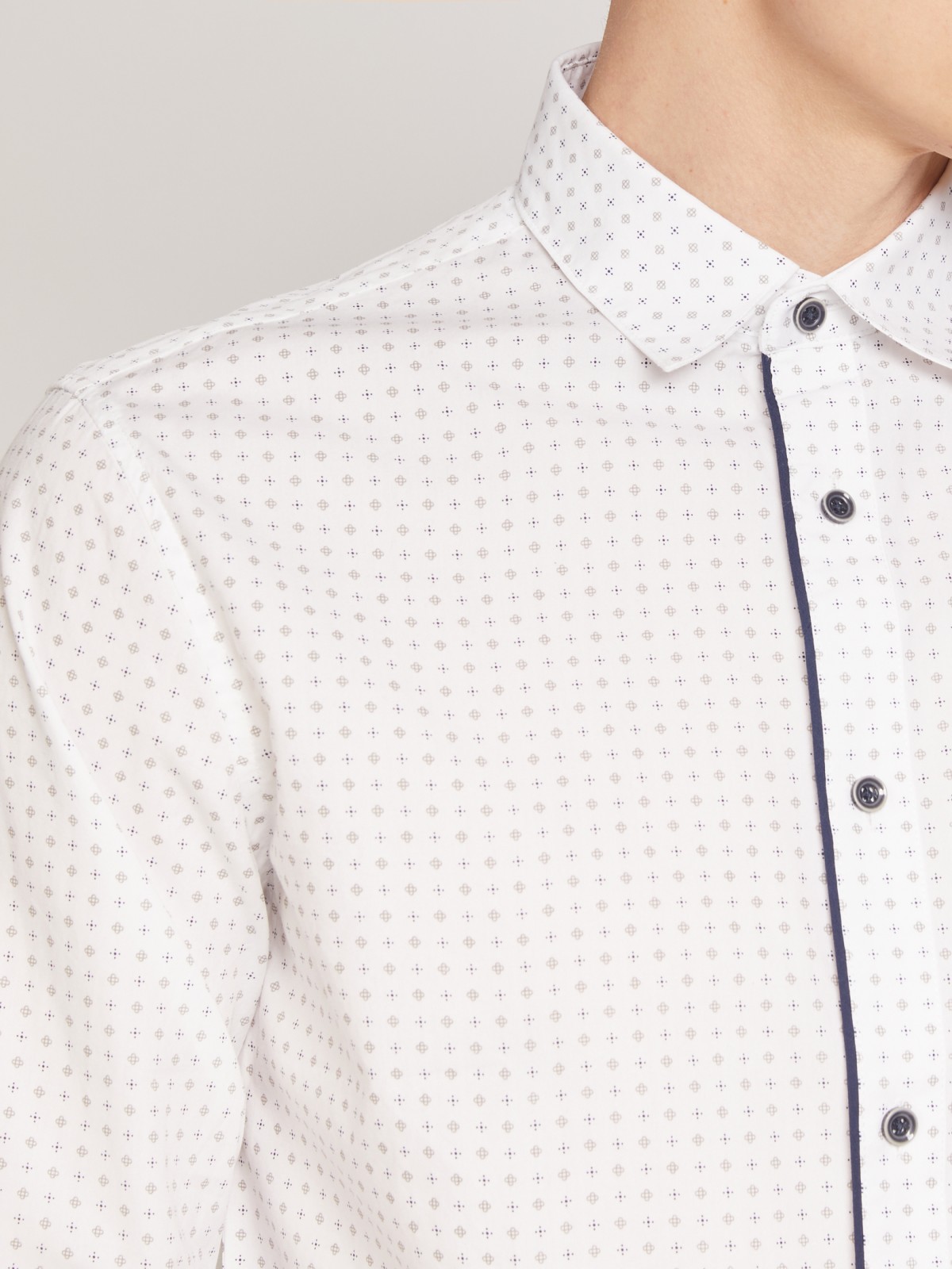 Хлопковая рубашка с микро орнаментом zolla 011322106023, цвет белый, размер S - фото 6