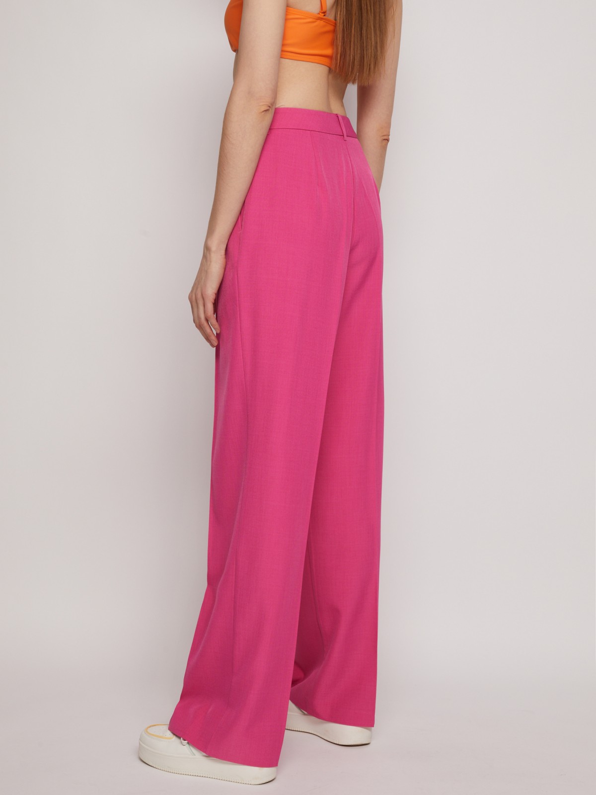 Прямые брюки со стрелками