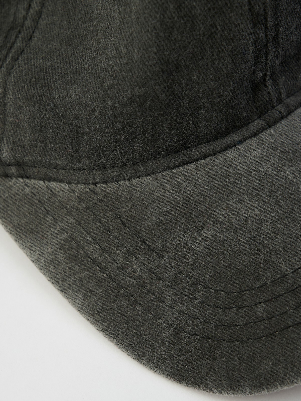 Джинсовая бейсболка из хлопка с козырьком