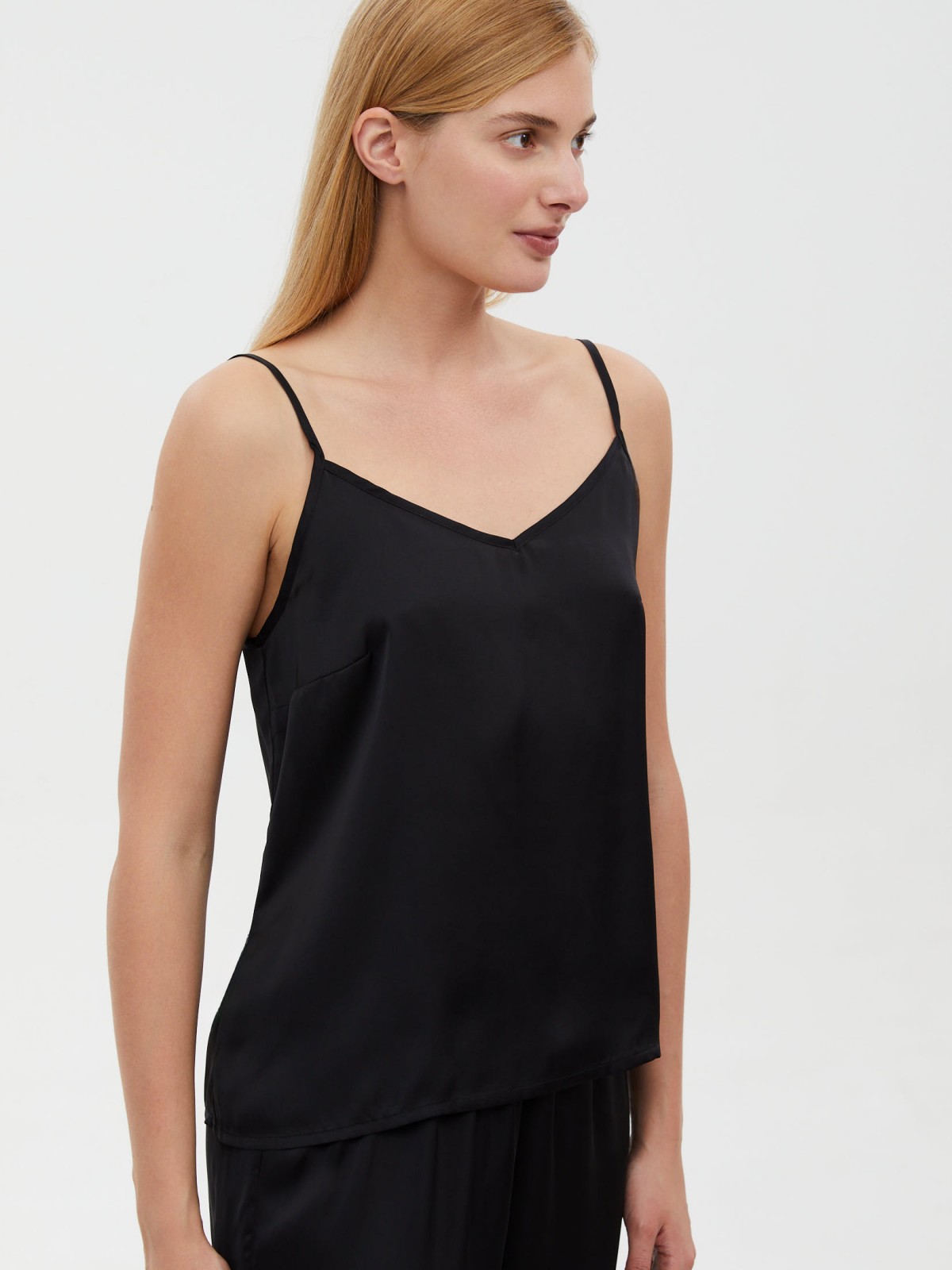 Топ-блузка на бретельках