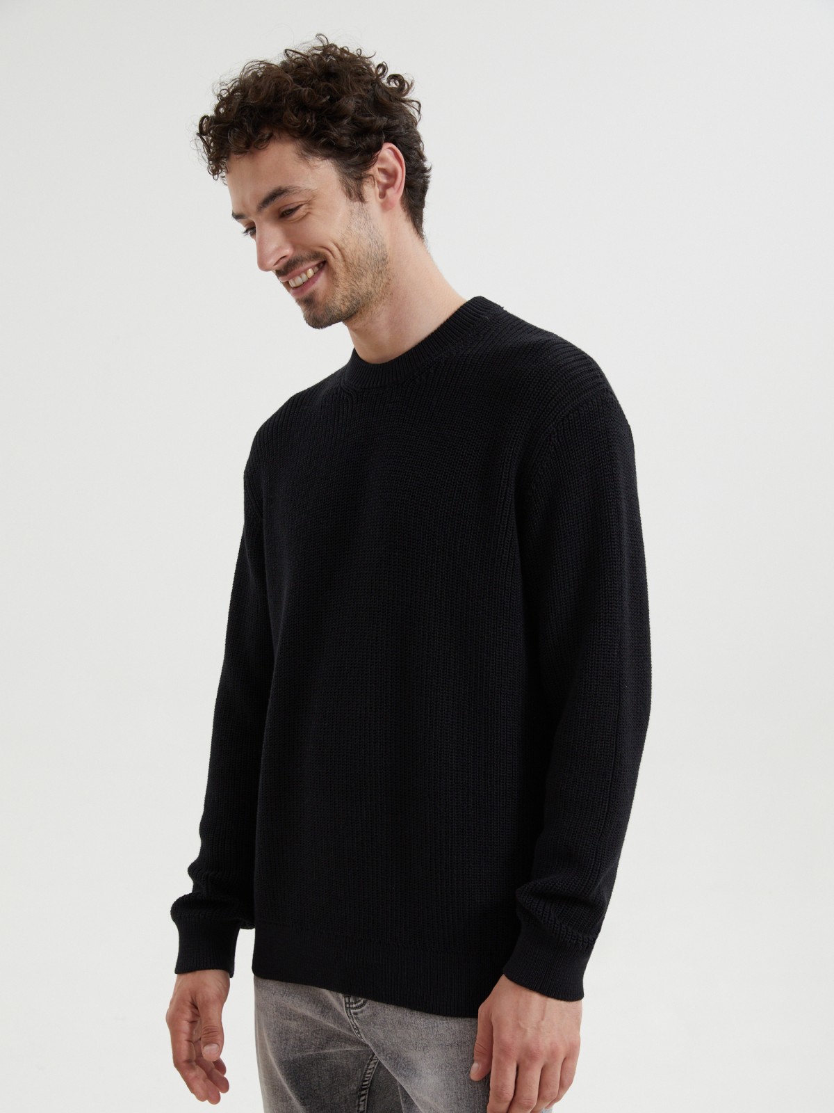 Вязаный джемпер с длинным рукавом