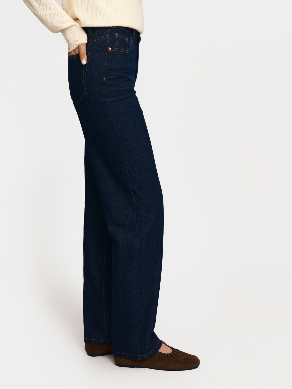 Джинсы прямого силуэта с высокой посадкой