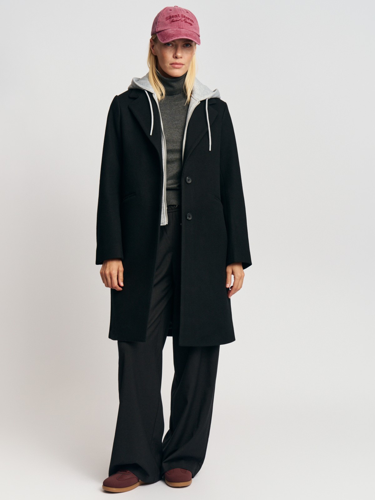 Длинное прямое пальто без утеплителя с капюшоном