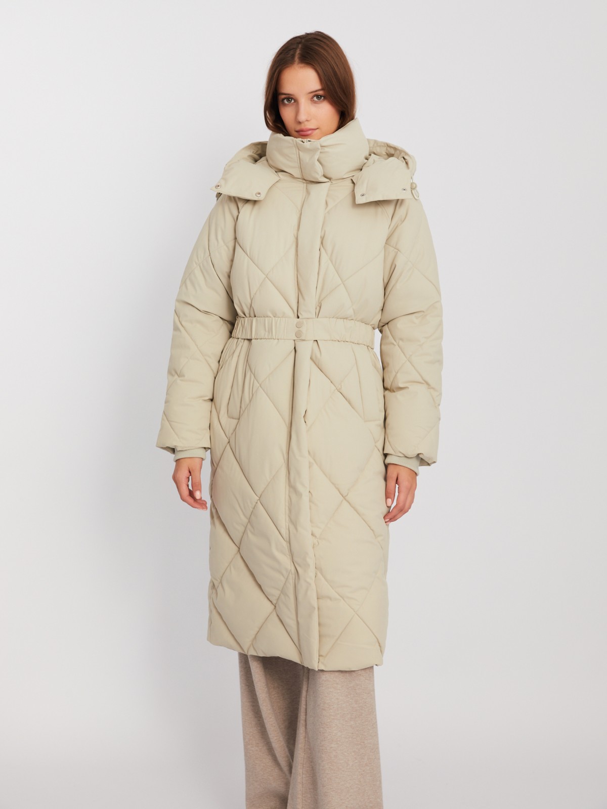 Тёплая стёганая куртка-пальто с капюшоном и поясом zolla 023425272134, цвет бежевый, размер XS - фото 3