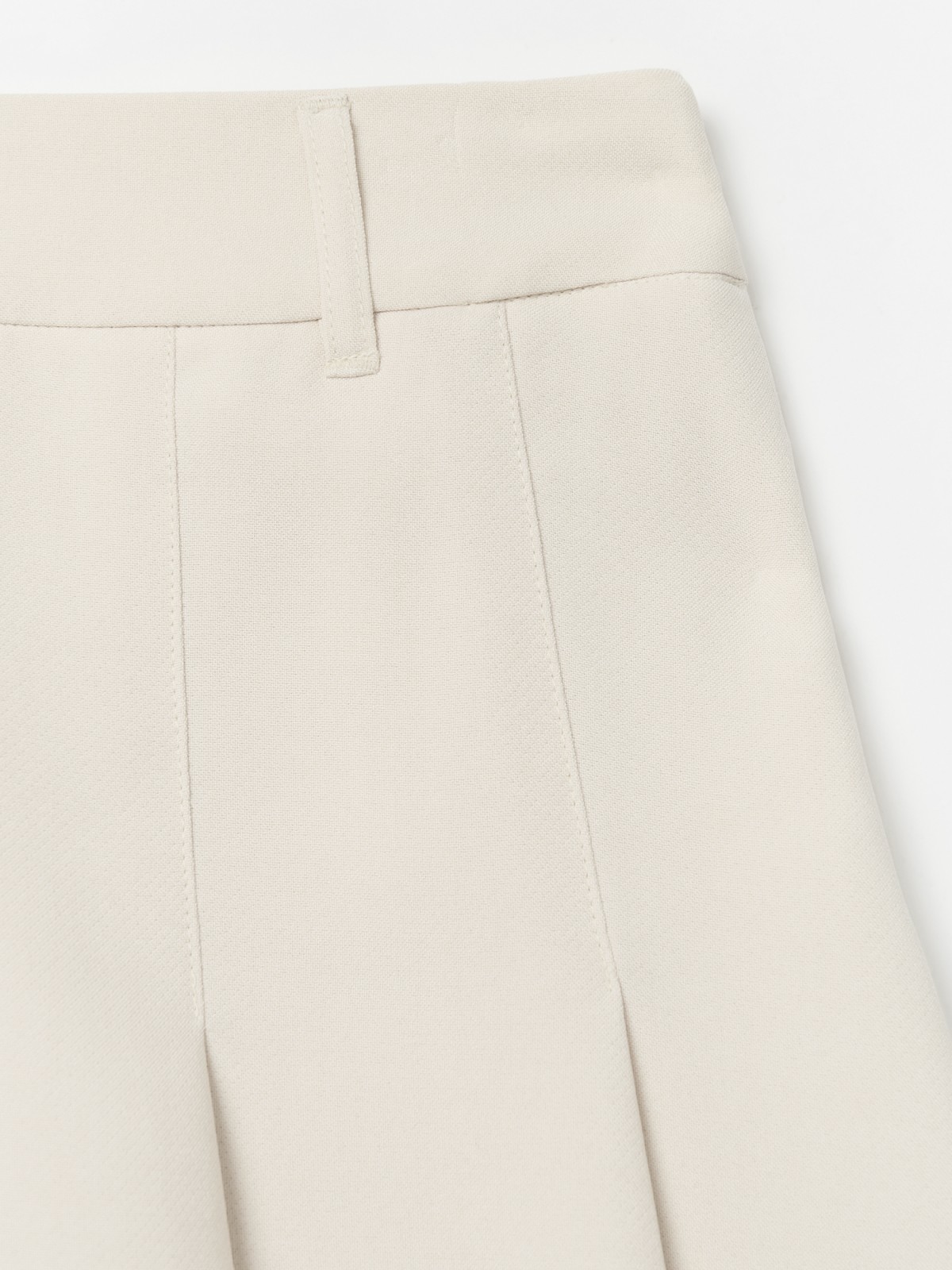 Юбка-шорты в складку длины мини