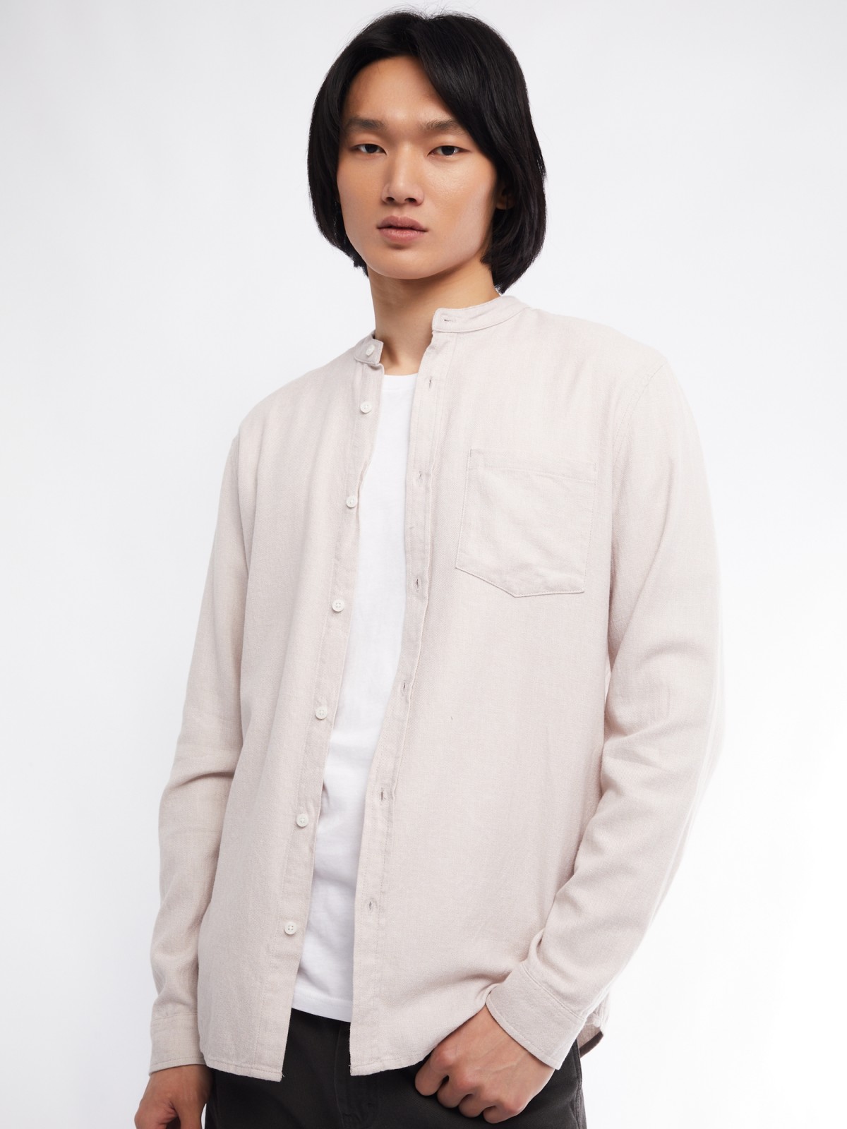 Офисная рубашка из хлопка с воротником-стойкой и длинным рукавом 699₽