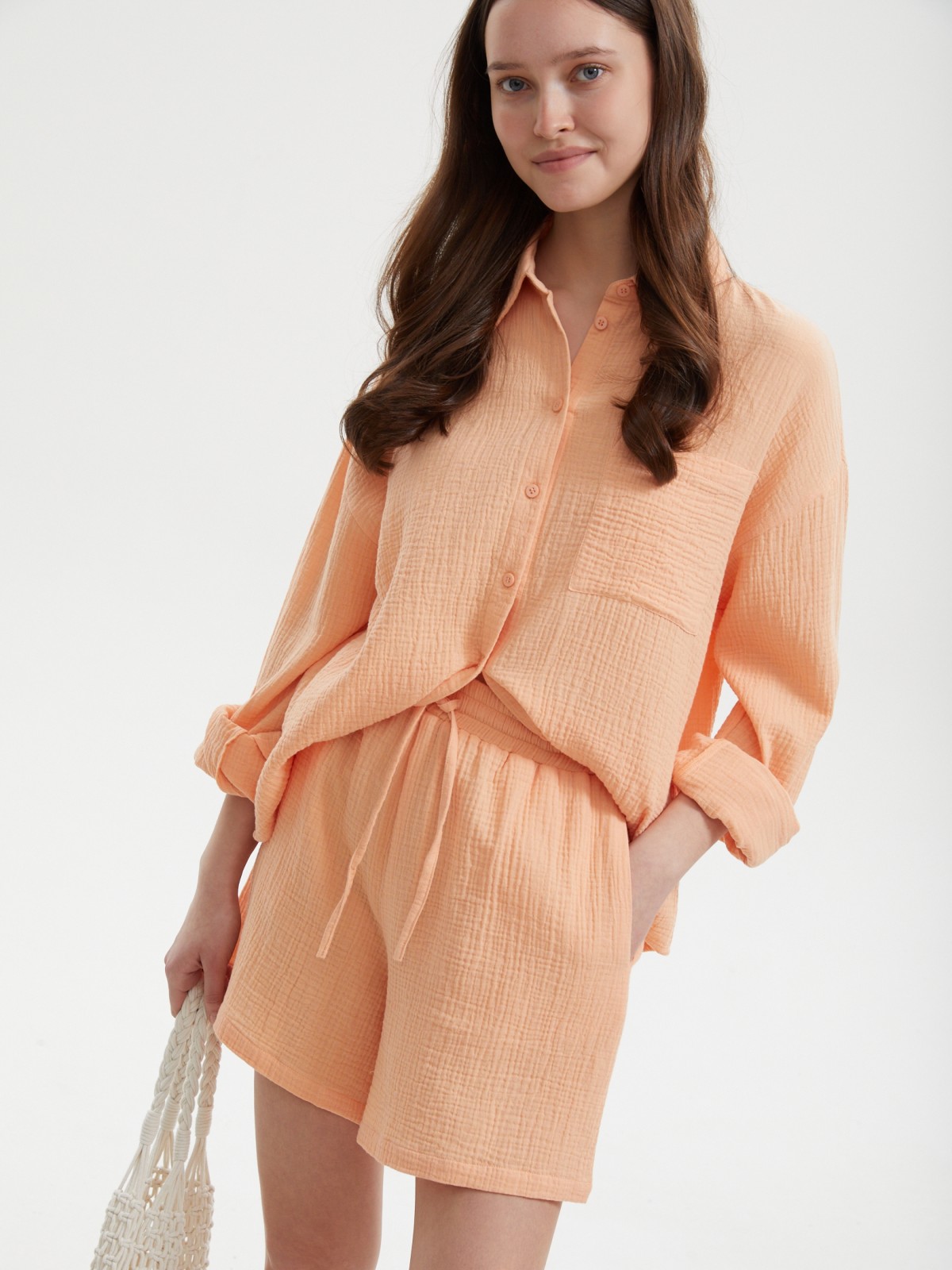 Муслиновые шорты на резинке с карманами